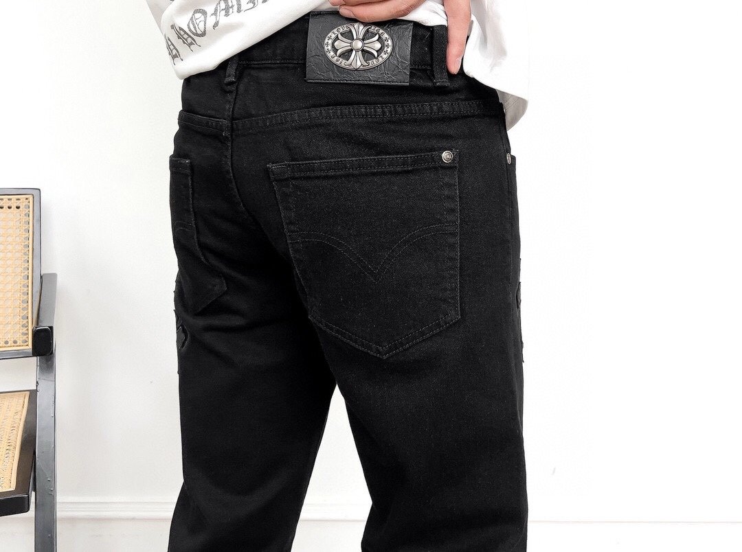 品牌CH季度2024春夏颜色黑色尺码29-36码裤型修身修脚版牛仔裤重量13.5盎司中弹牛仔成分71.6