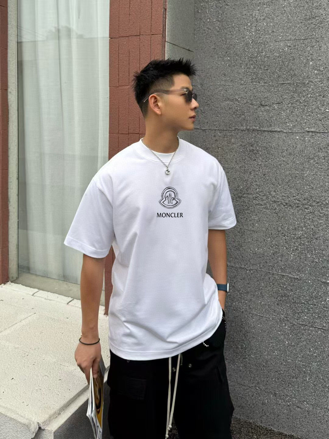 NO:116890,Moncle* 2025 spring and summer new style, personalized logo print, customized fabric 300 short-sleeved T-shirt, same style for men and women, Size S M L XL XXL Five sizes Color black white Sky blue pink Iron gray,,christian louboutin,Moncler,T-shirt,tees,t-shirt,alexander wang19860909Moncle* 蒙口2025春夏新款 个性logo印花 定制面料300 短袖t恤 男女同款 尺码S M L XL XXL 五个码 颜色黑色 白色 天蓝色 粉红色 铁灰色,,christian louboutin,Moncler,T-shirt,tees，t-shirt,alexander wang,Men's clothing