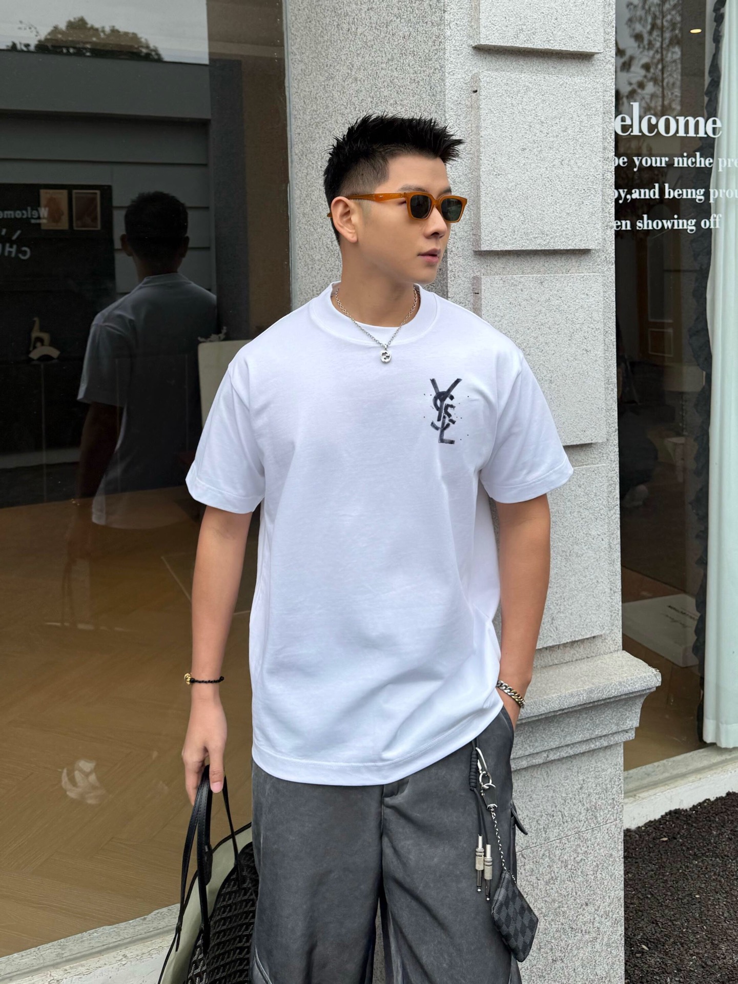 NO:118379,YSL* Saint Laurent 2025 summer new style letter logo print custom fabric 300g short-sleeved T-shirt same style for men and women Size S M L XL XXL Five sizes Color black white pink rose red iron gray, saint laurent,saint laurent,T-shirt,tees,t-shirt,alexander wang19860909YSL*圣罗兰2025夏季新款 字母logo印花 定制面料 300g 短袖t恤 男女同款 尺码S M L XL XXL 五个码 颜色黑色 白色 粉红色 玫红色 铁灰色,,saint laurent,saint laurent,T-shirt,tees，t-shirt,alexander wang,Men's clothing