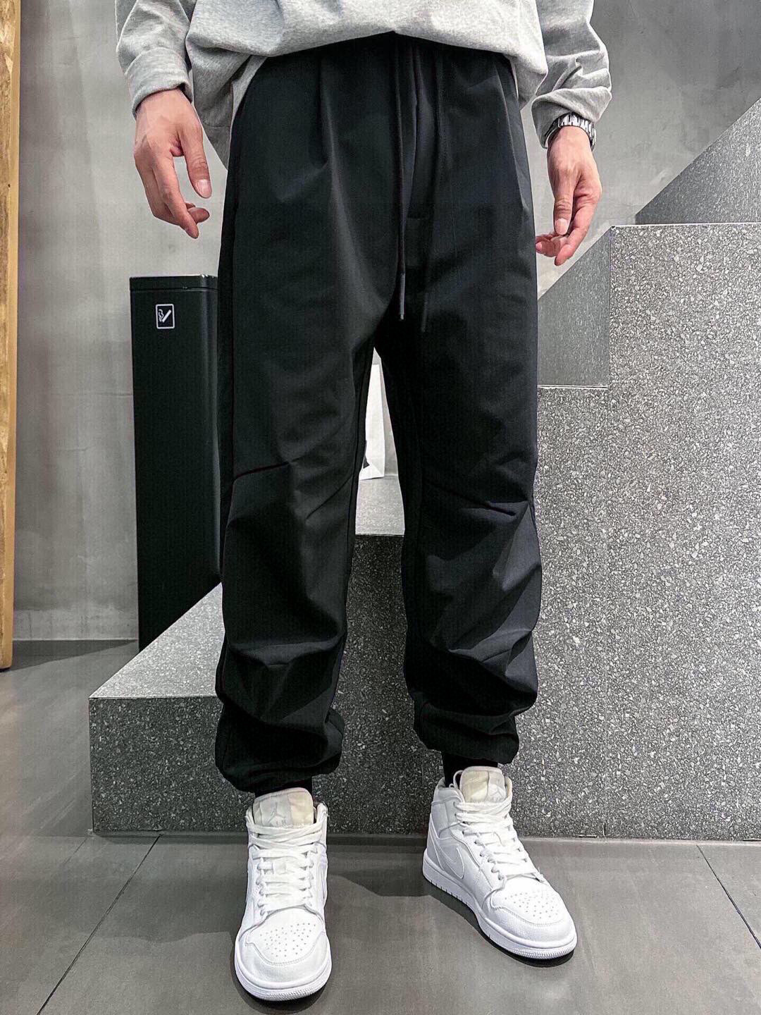 
2025春夏新款
Y3 休闲裤
M-3XL。