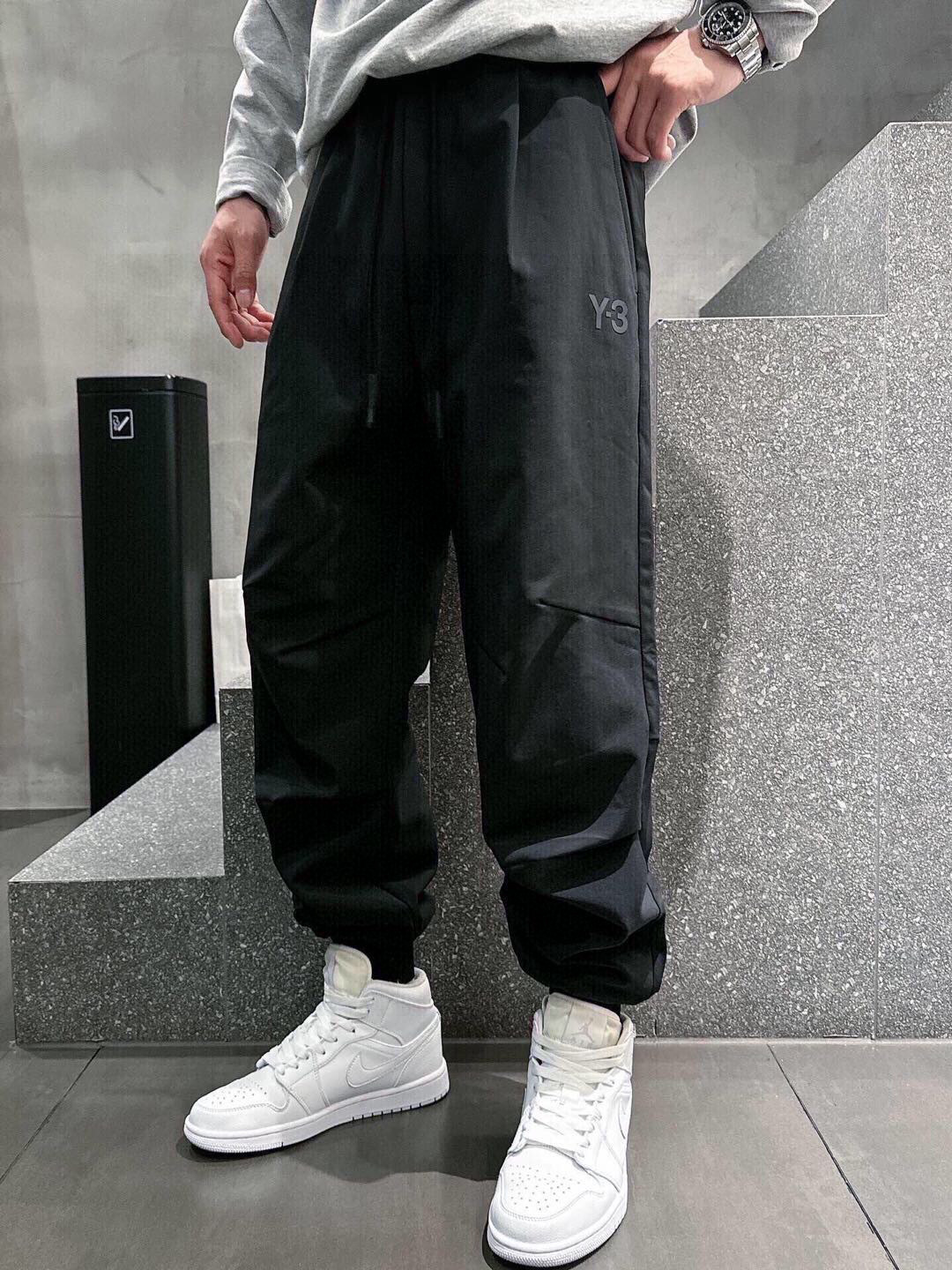 
2025春夏新款
Y3 休闲裤
M-3XL。