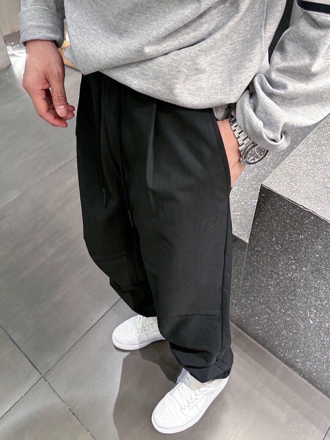 
2025春夏新款
Y3 休闲裤
M-3XL。