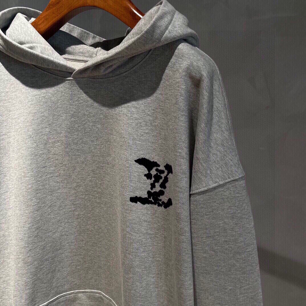 
驴牌，新款连帽卫衣，面料采用顶级原版精梳棉面料，胶印logo工艺，顶级的做工，高端品质，尺码 S-XL