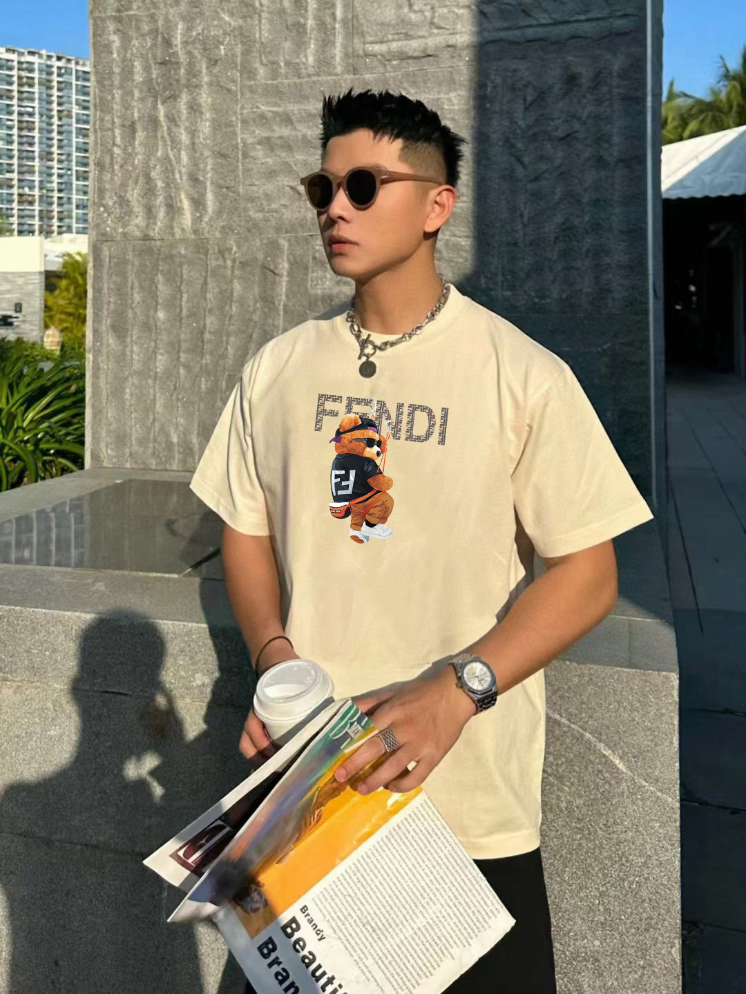 
FENDI*芬迪  高品质FD 2025ss春夏新款大熊字母logo圆领短袖T恤衫
采用定制280克双