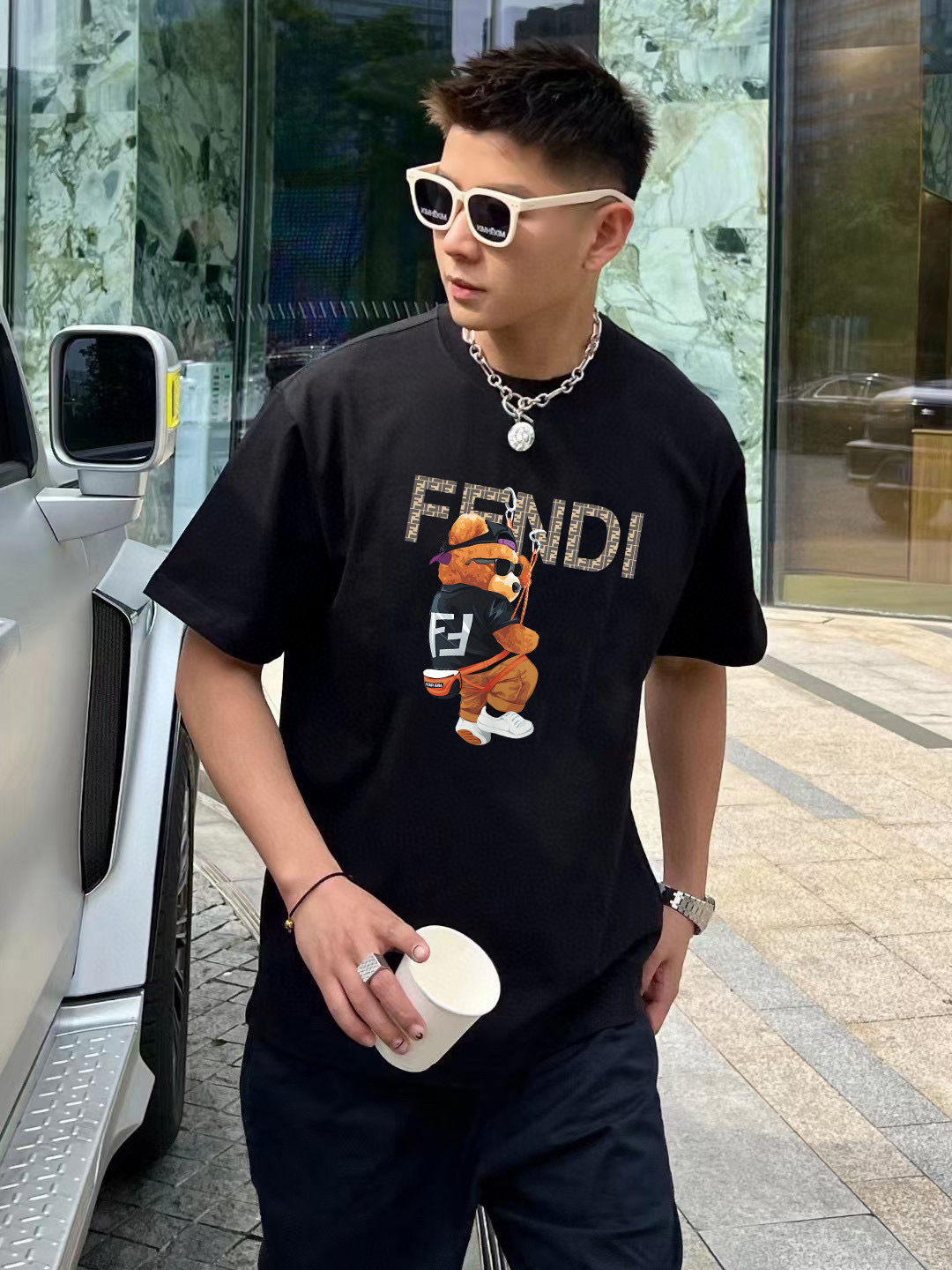 
FENDI*芬迪  高品质FD 2025ss春夏新款大熊字母logo圆领短袖T恤衫
采用定制280克双