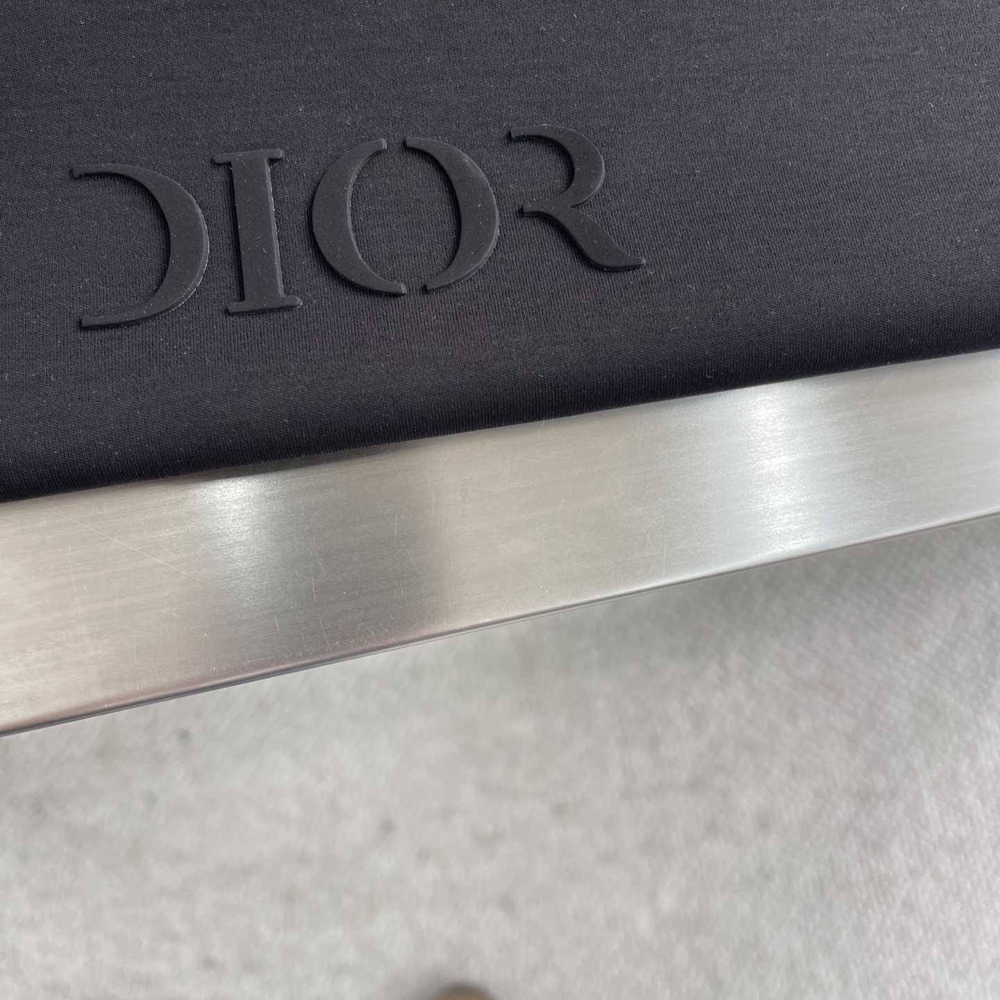 
Dio  25春夏新款短袖T恤

尺码：M-3XL 微阔版型
面料：230克重云朵棉面料 触感细腻爽滑