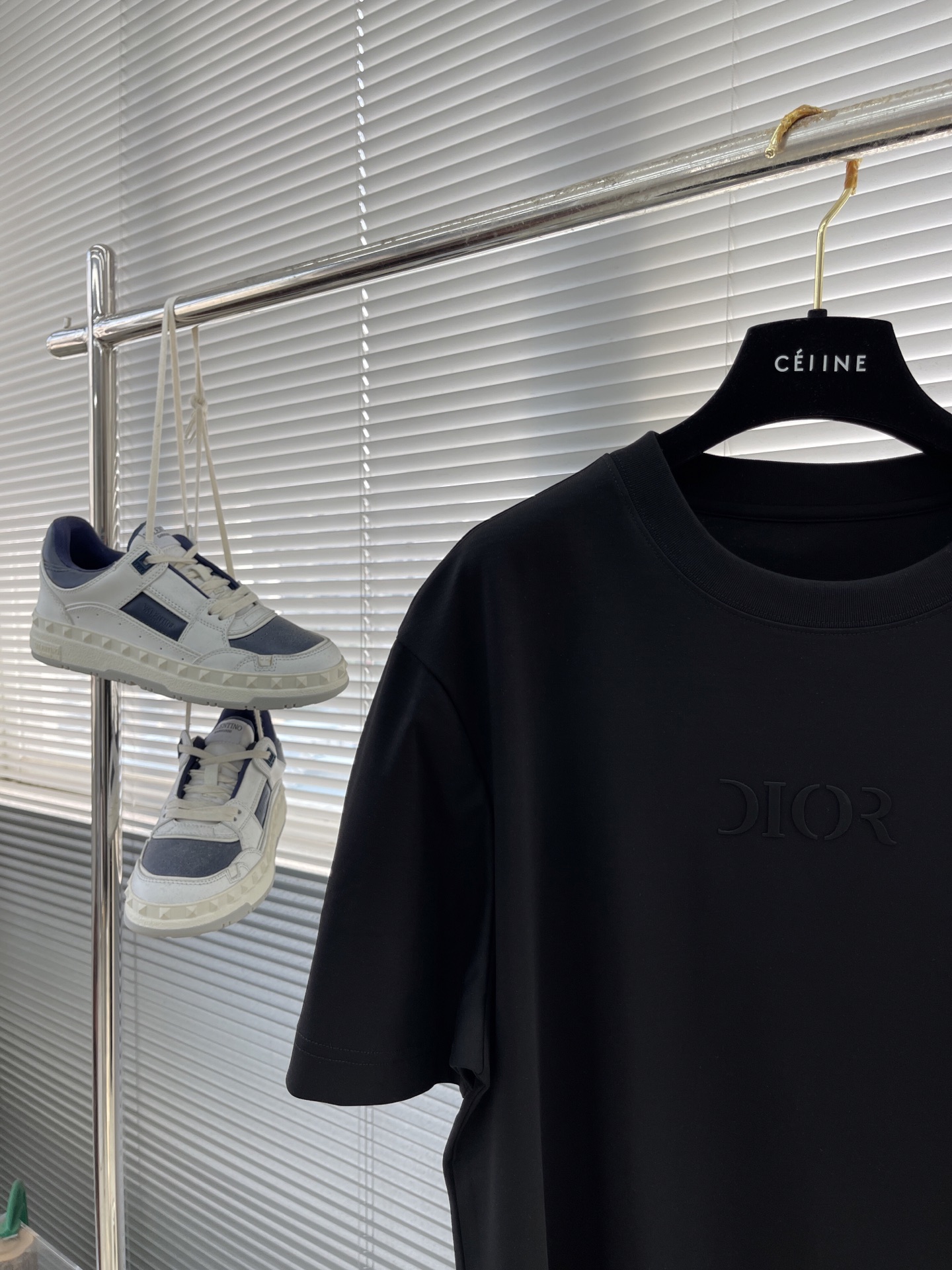
Dio  25春夏新款短袖T恤

尺码：M-3XL 微阔版型
面料：230克重云朵棉面料 触感细腻爽滑