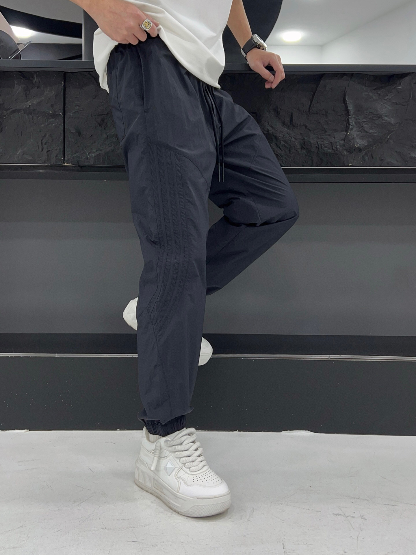 
2025春夏新款
Y-3休闲裤
M-3XL