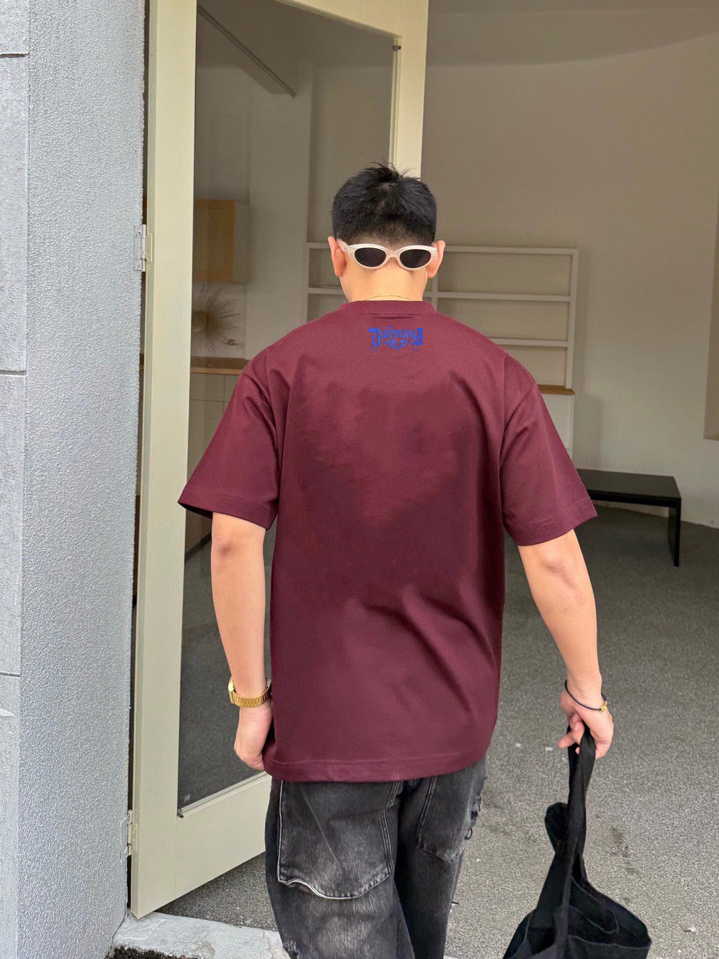 
BALENC*        巴黎*
2025春夏新款短袖T恤
重磅纯棉字母logo立体硅胶
颜色：黑