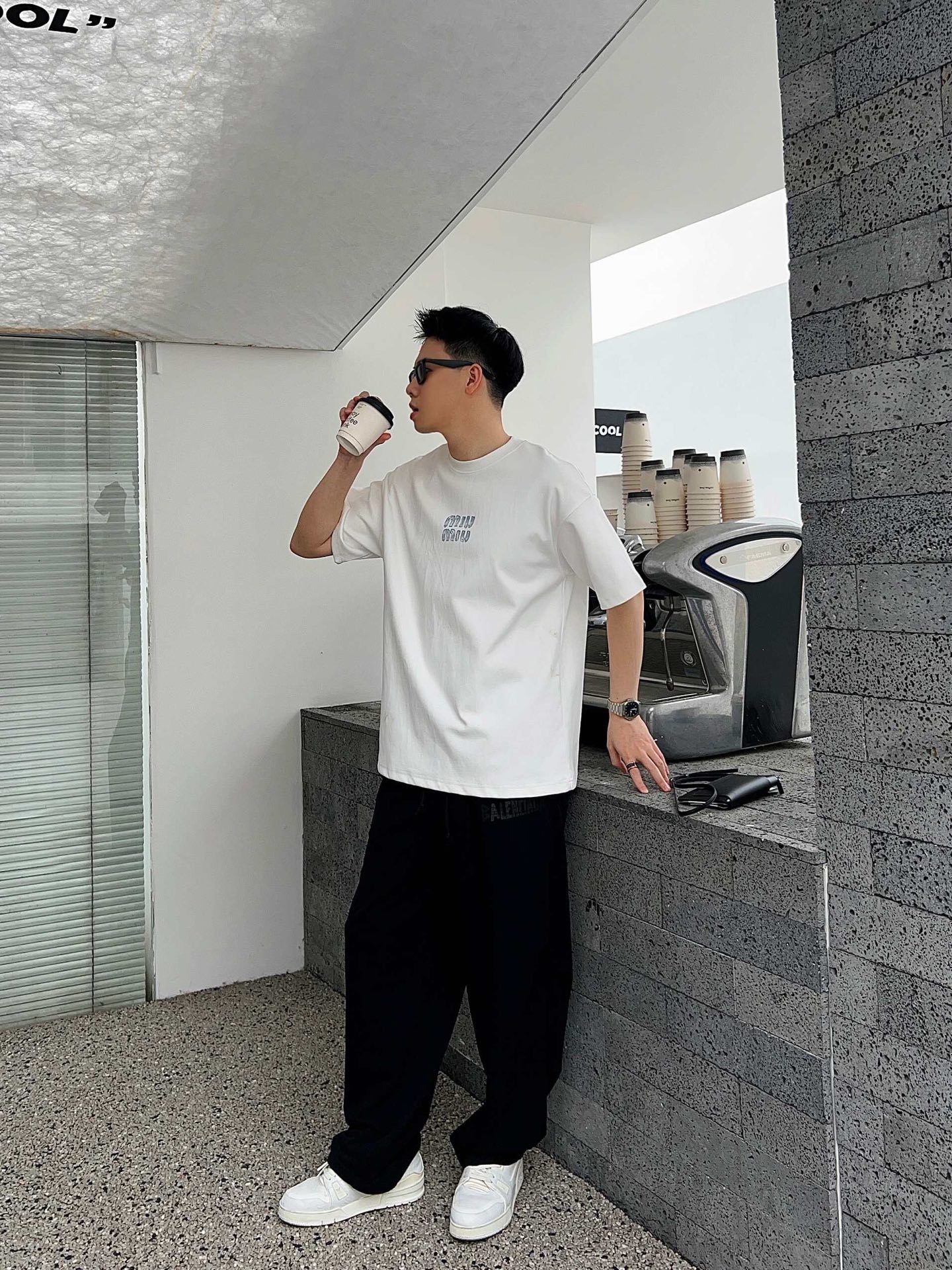 
2025miumiu新款手绘360克重磅短袖T恤
尺码S-XL