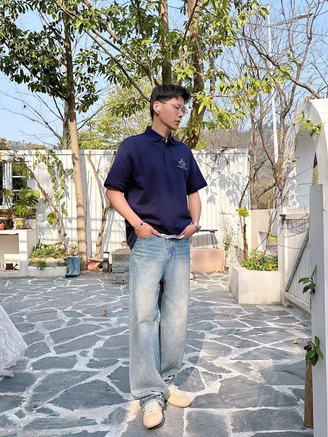 
普拉达Polo系列
季度：2025春夏
颜色：黑色 白色 卡其色 藏青色
尺码   m-4xL
版型：