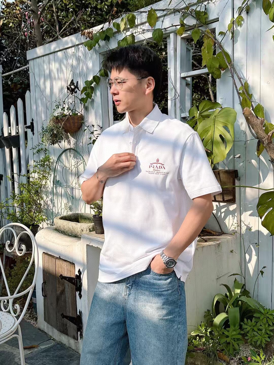 
普拉达Polo系列
季度：2025春夏
颜色：黑色 白色 卡其色 藏青色
尺码   m-4xL
版型：
