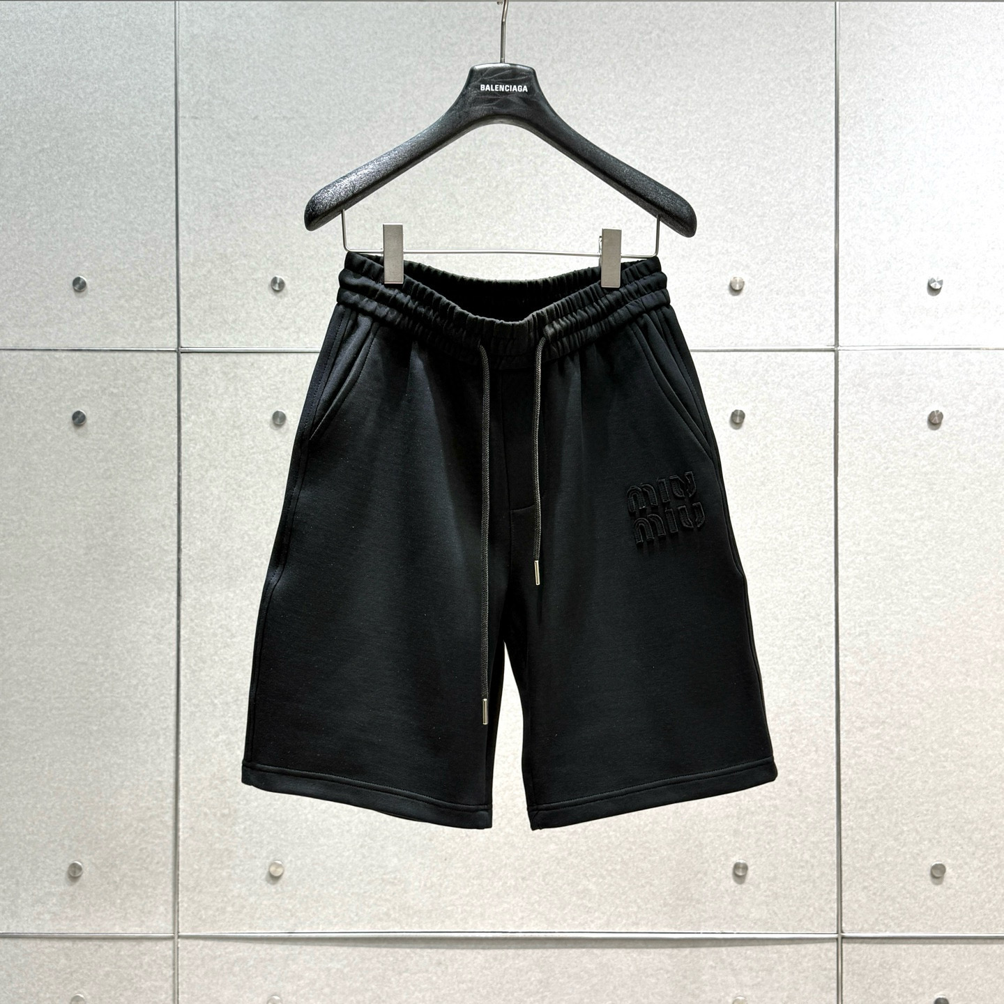 NO:144212,2025 spring and summer new MIU MIU shorts M-3XL, miumiu, shorts, alexander wang198609092025春夏新款 MIU MIU 短裤 M-3XL,,miumiu,shorts,alexander wang,Men's clothing