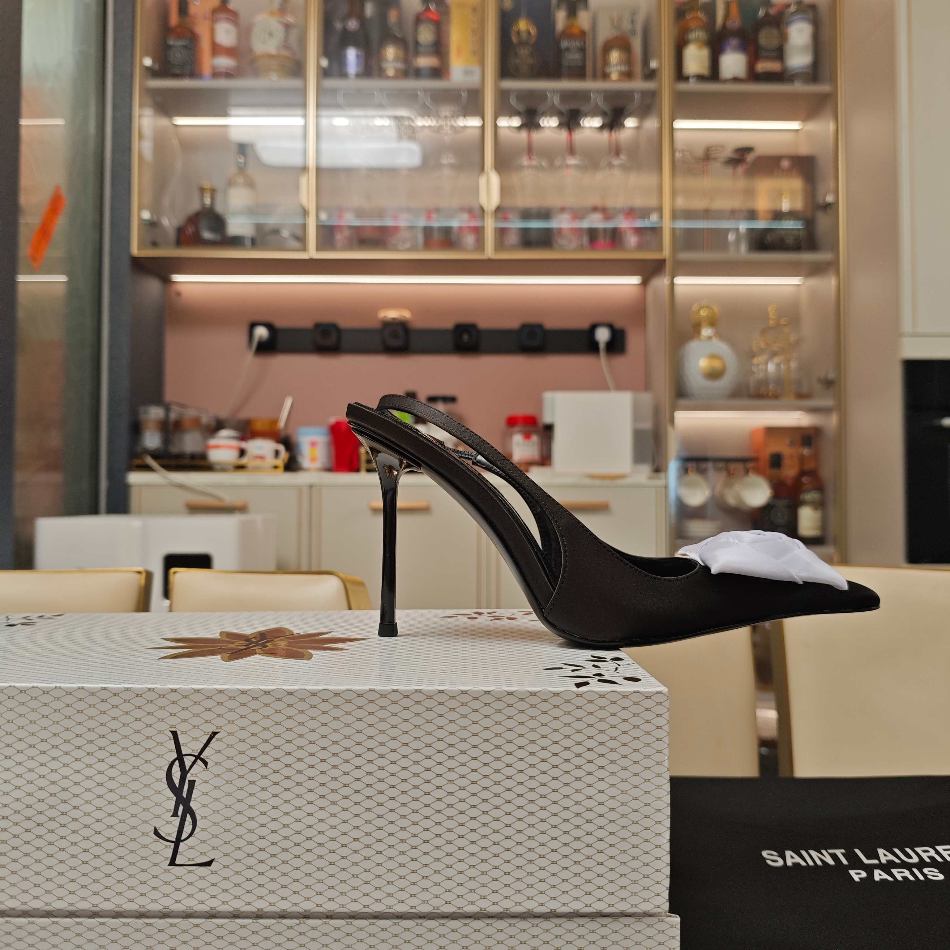 ⚜️👁🗨“SAINT LAURENT ”👁🗨⚜️
♣🔆️(SYL圣罗兰)顶级版本🔆♣️
25SS众