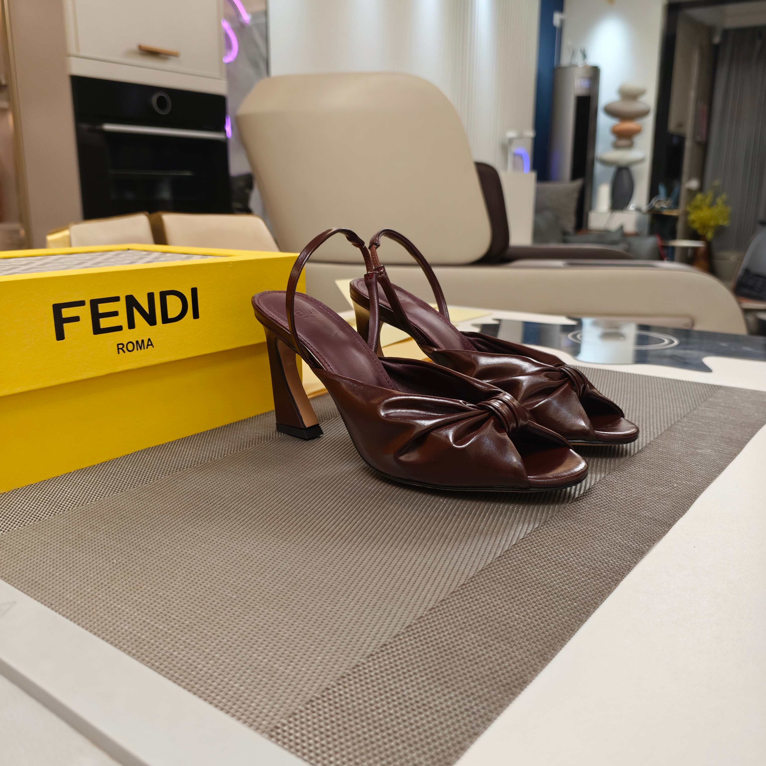 FENDI 25SS Summer Showers Collection: High-End Fashion Shoes with Metal Accents