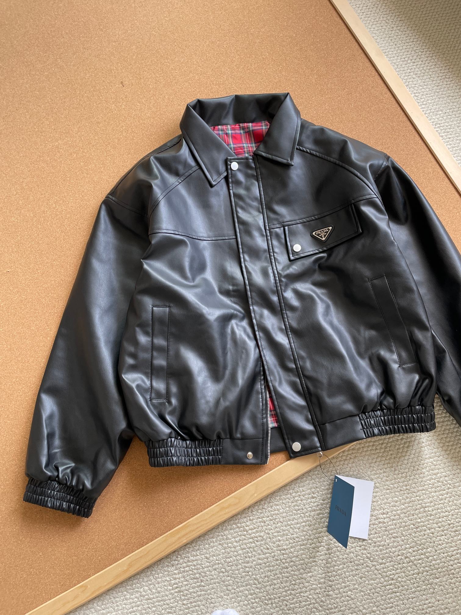 Prada 普拉达25春季英伦两面穿情侣翻领夹克外套