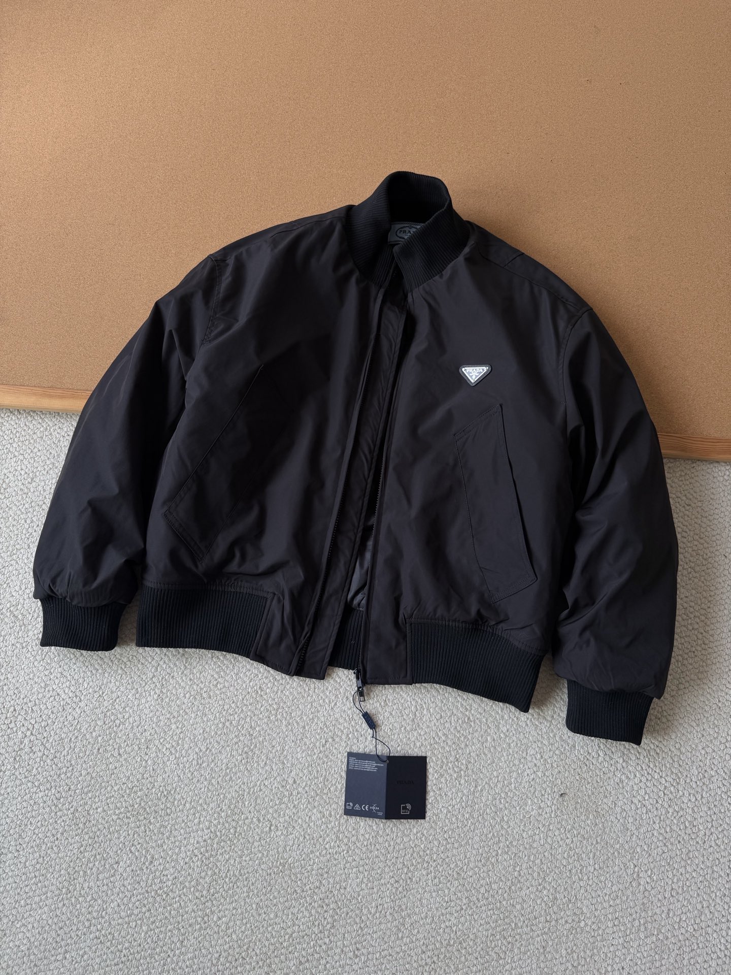 _dvs9s9DfZ8qH3SiC84Fx7Tf-qWy-tn0O0IY4Jtw