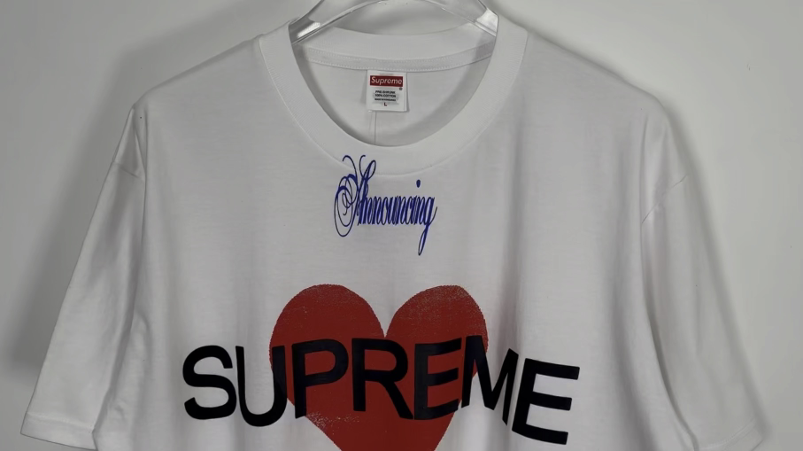 Supreme SS25 Announcing Tee - Red Heart Design, Crew Neck T-Shirt