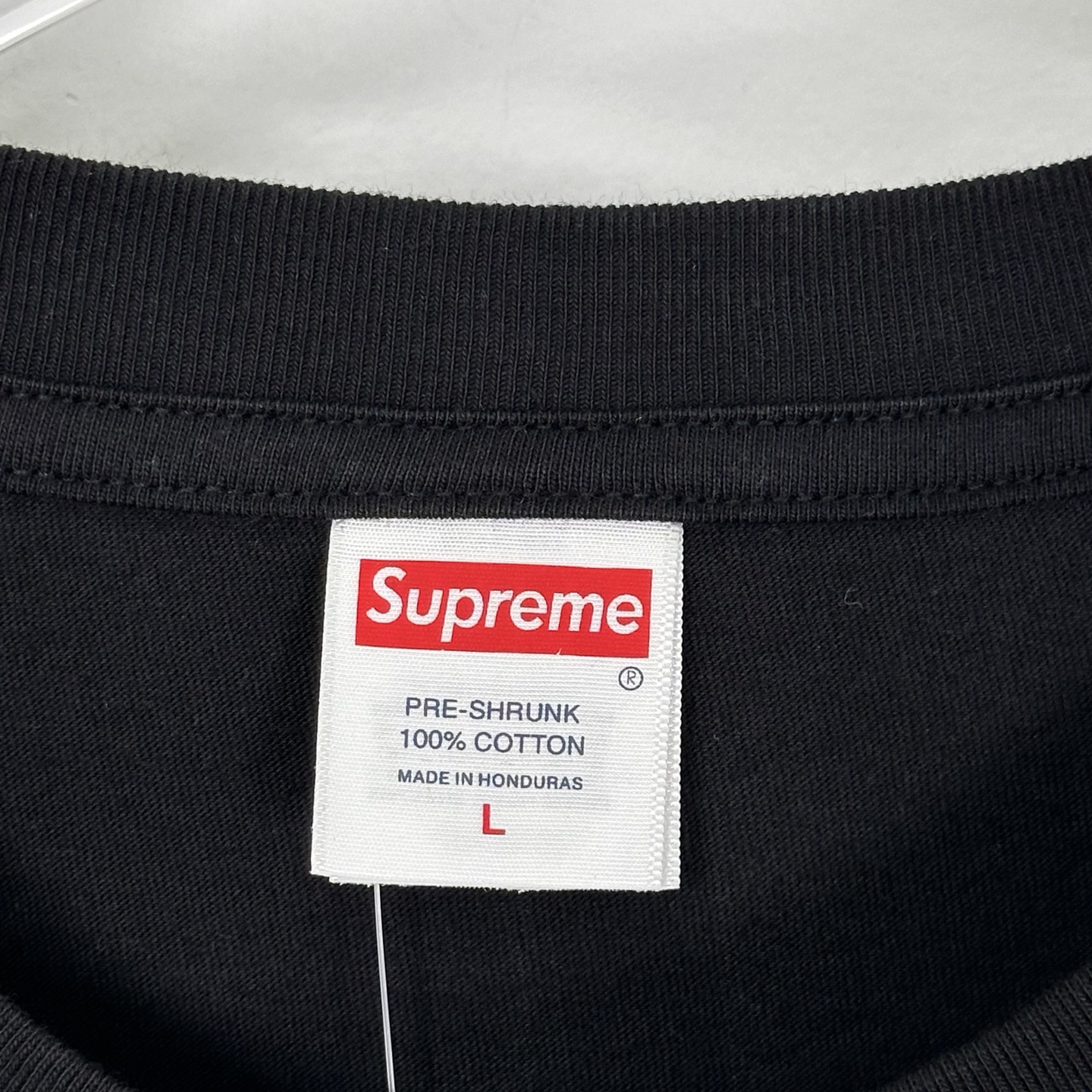 Supreme SS25 Announcing Tee - Heart T-Shirt - Crew Neck - Black and White 7 i1742534449295 6832 0 4