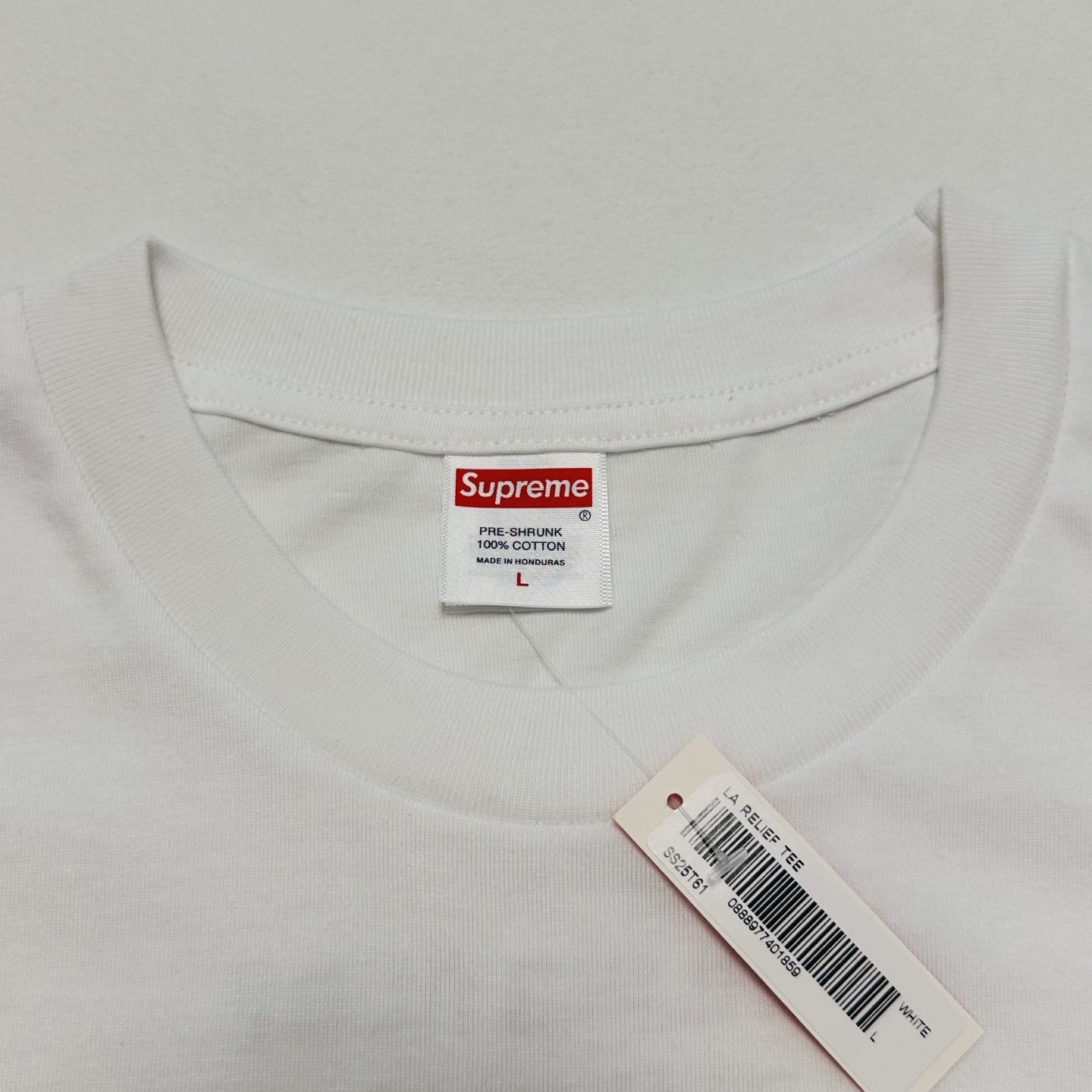 Supreme SS25 LA Relief Box Logo Tee - White Short Sleeve T-Shirt 6 i1744438499718 5157 0 5