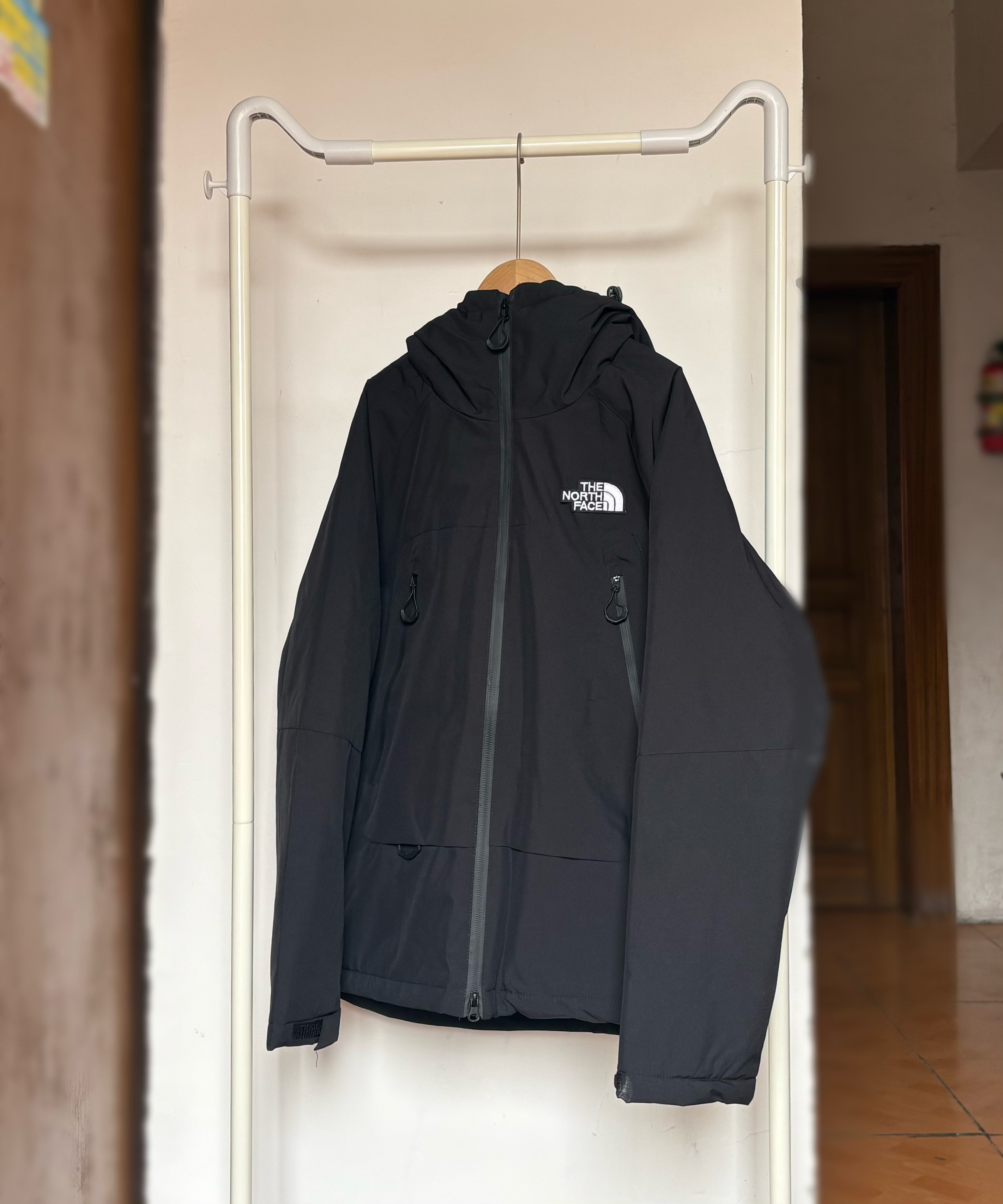 _d9l9szLNHr1rEidoCVOXYHBK4sGP8JnC-fo4eog