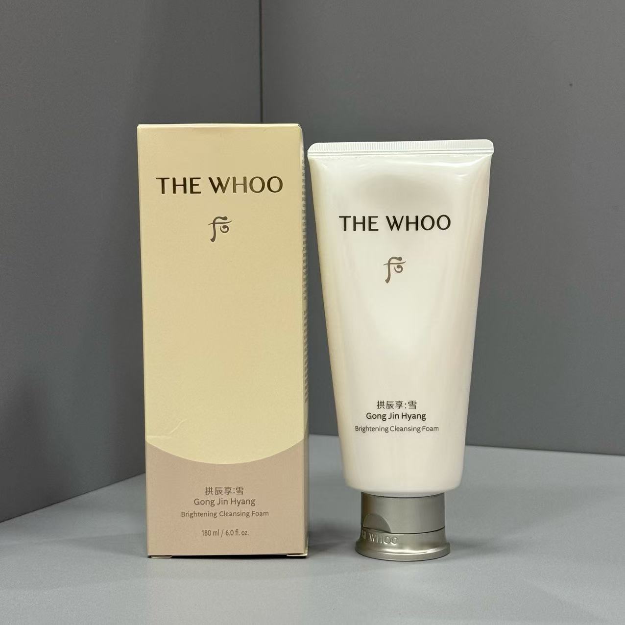 New version whoo后雪 Whitening Cleanser 180ml🔜Real photo📸In stock❗️H4B code! It is a water-soluble cleanser, snow-like …