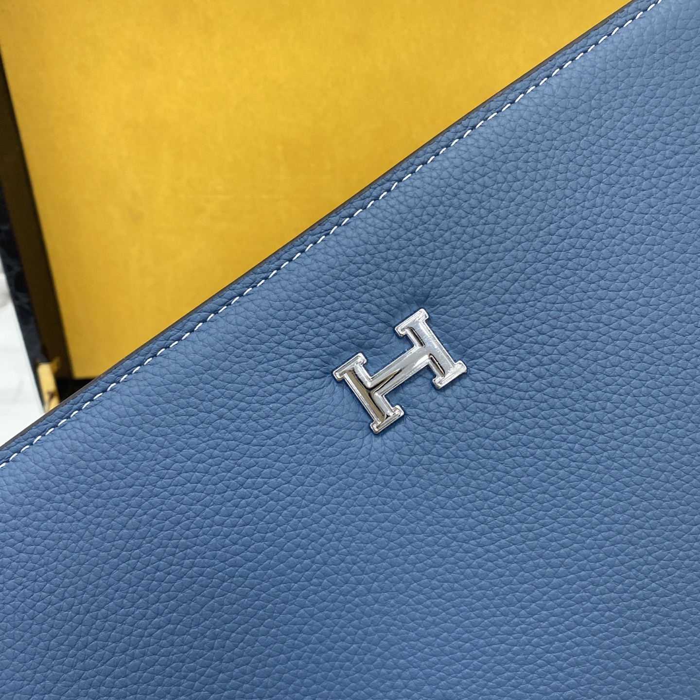 Hermès（爱马仕)carabanolizontal 🇫🇷时尚潮流指纹锁休闲包🇫🇷顶级高端原版货 进口