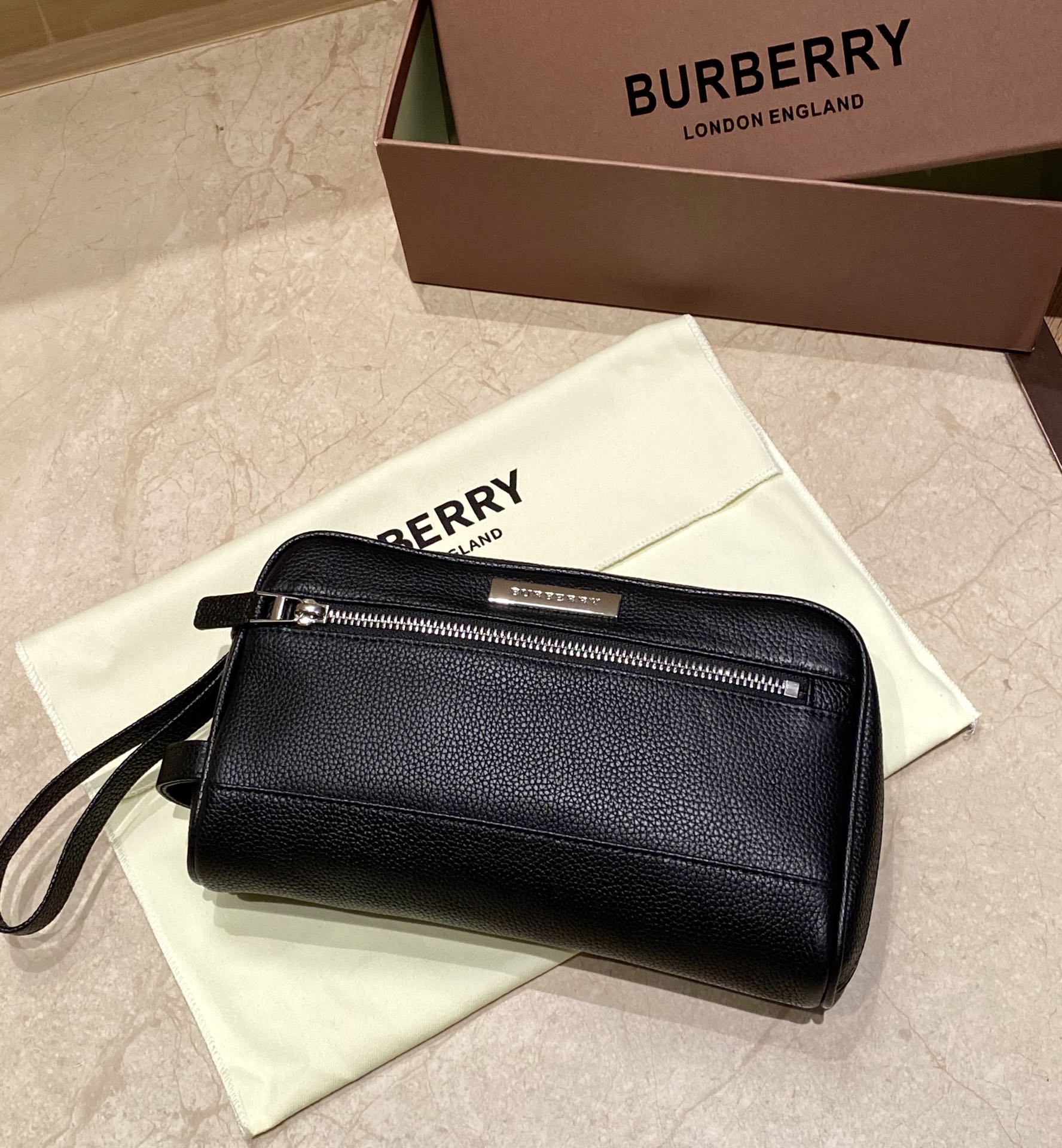 **Men's Leather Clutch** - Comprehensive 3