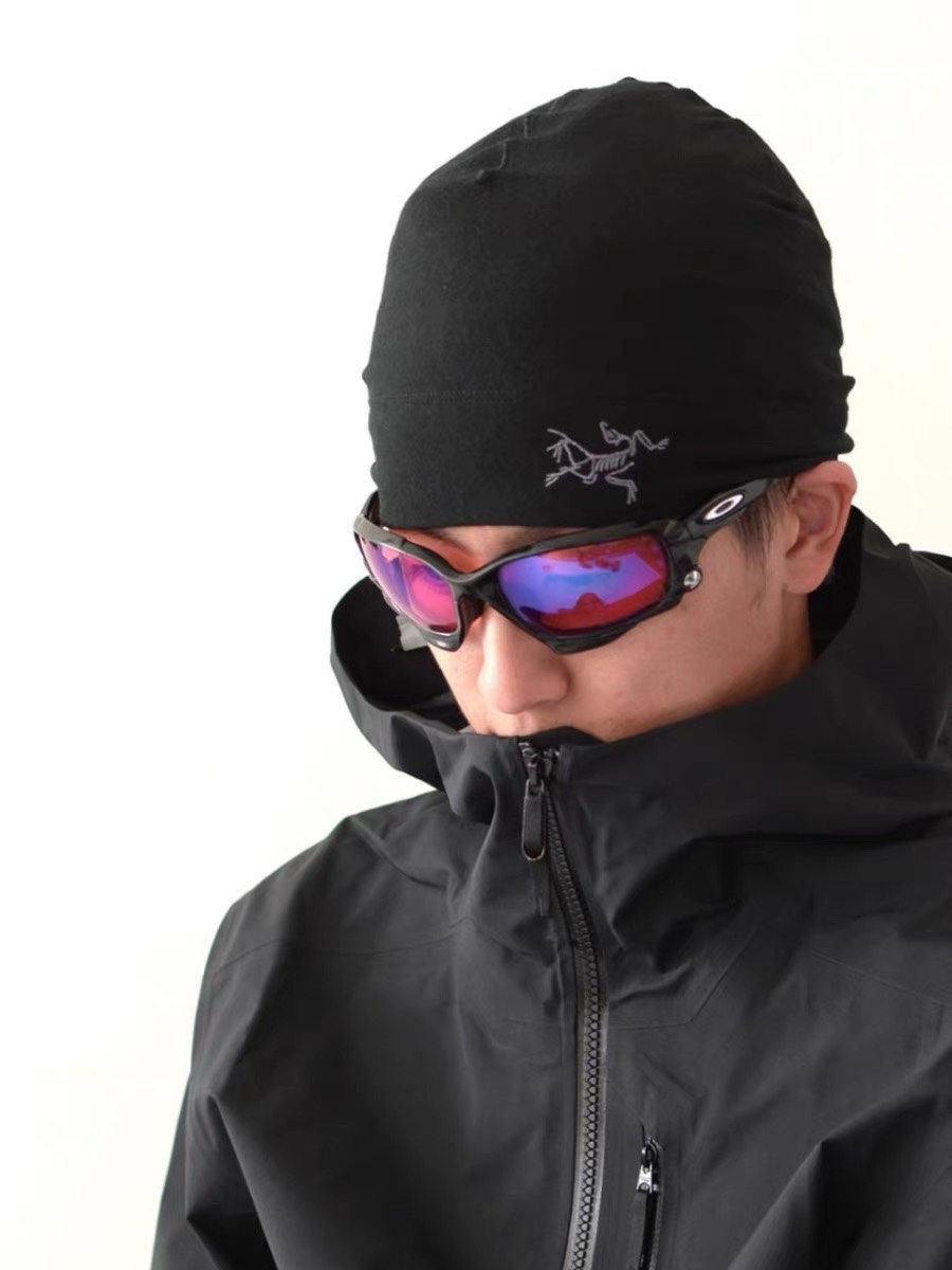 Rendered as a knit beanie with a distinctive, sophisticated character. - Comprehensive 2