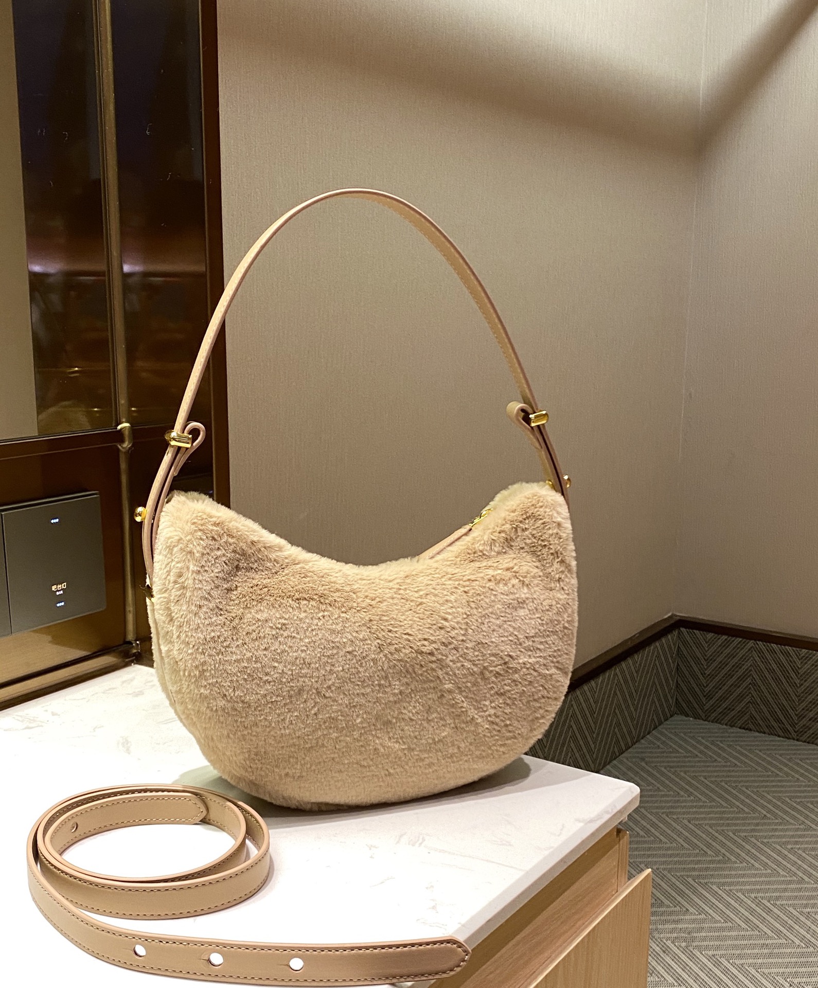 Valextra Classic Luxury Handbag Shoulder Crossbody Bag Ref.3A5144D0 2
