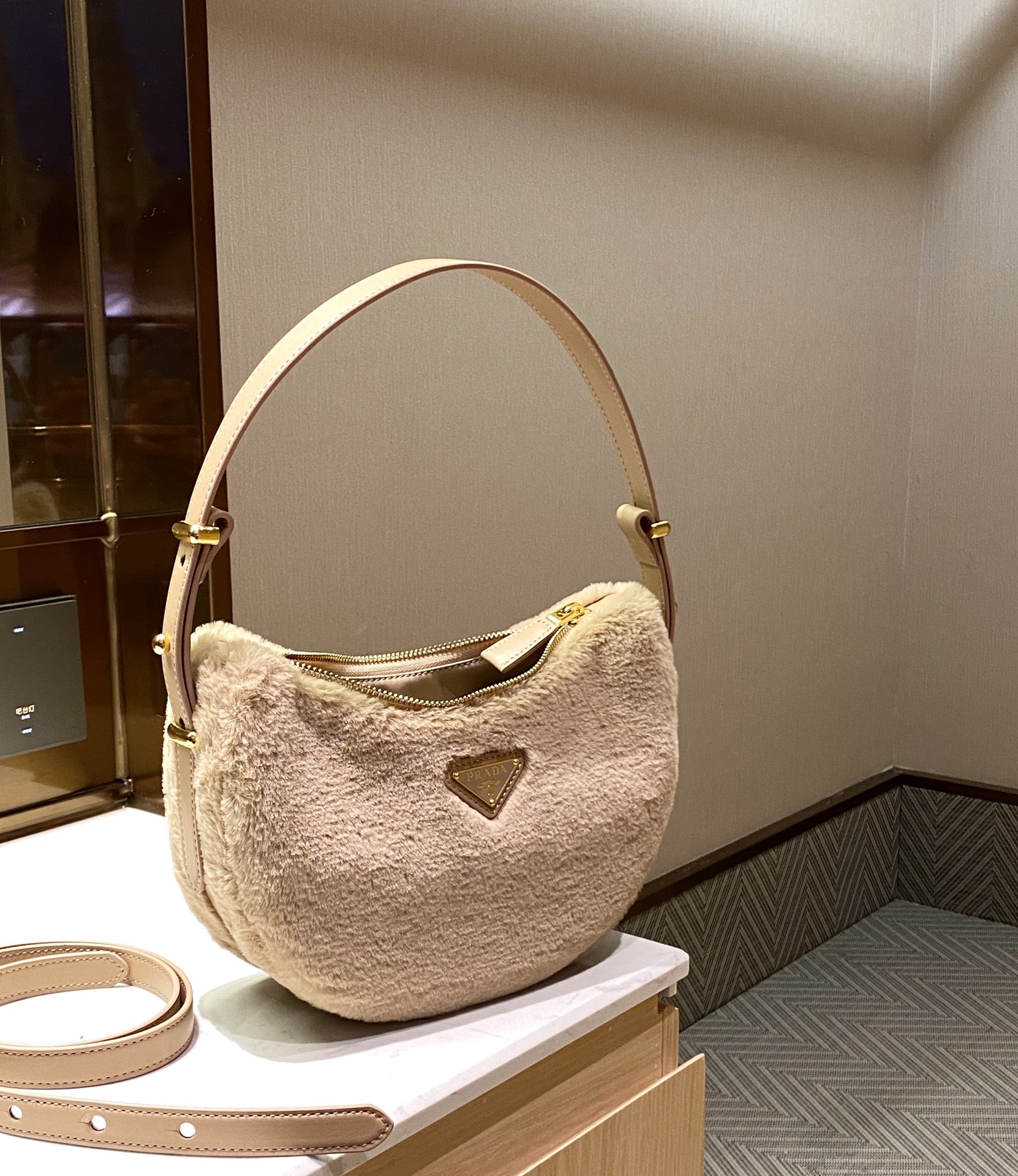 Valextra Classic Luxury Handbag Shoulder Crossbody Bag Ref.3A5144D0 5