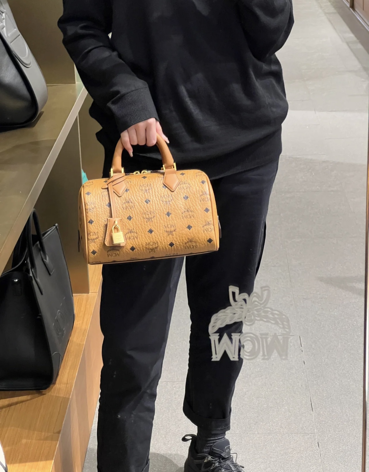 A highly coveted Boston bag featuring a versatile silhouette suited for - Comprehensive 2