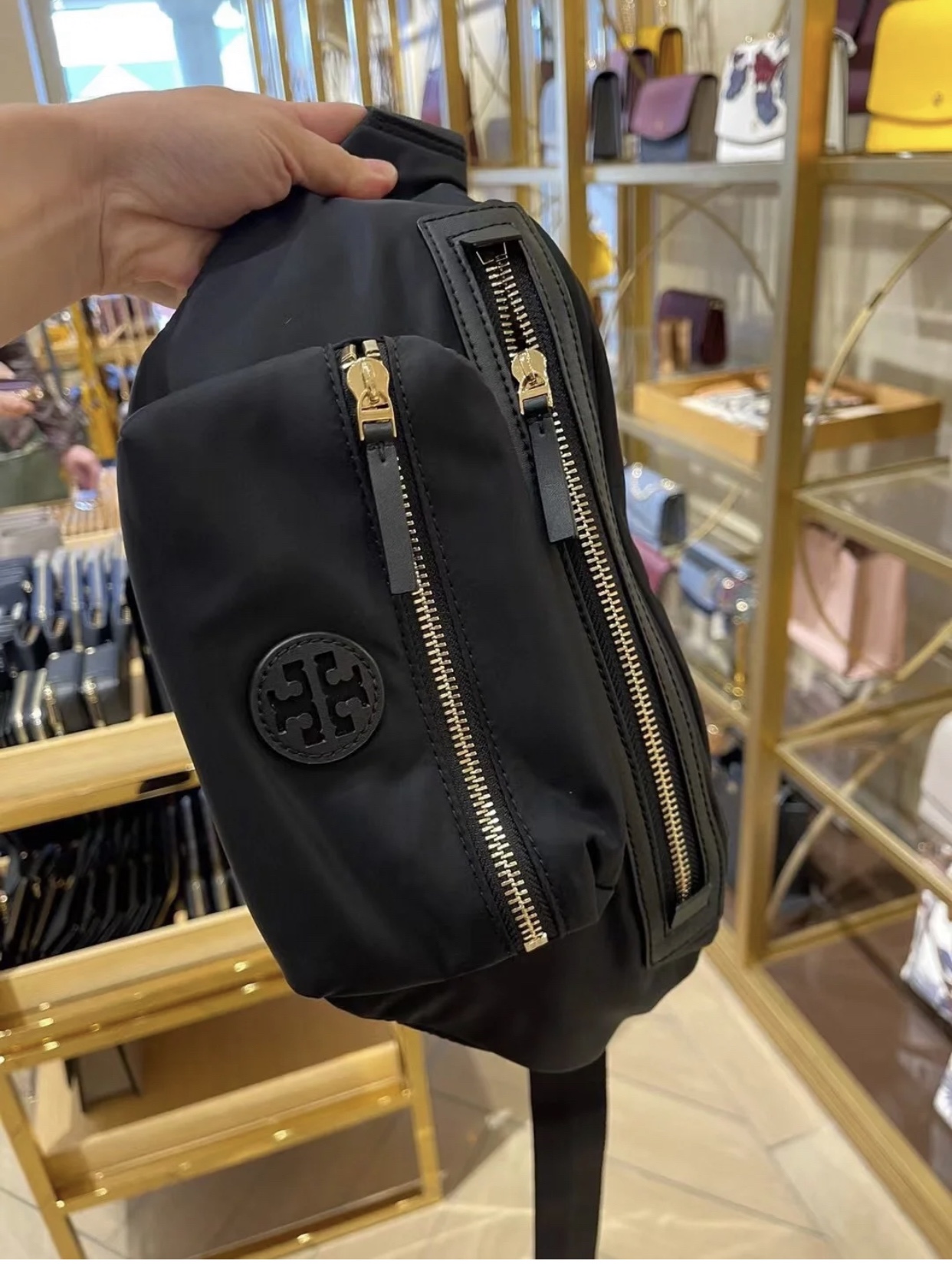 Convertible design wearable as a belt bag or crossbody chest pack - Comprehensive 5
