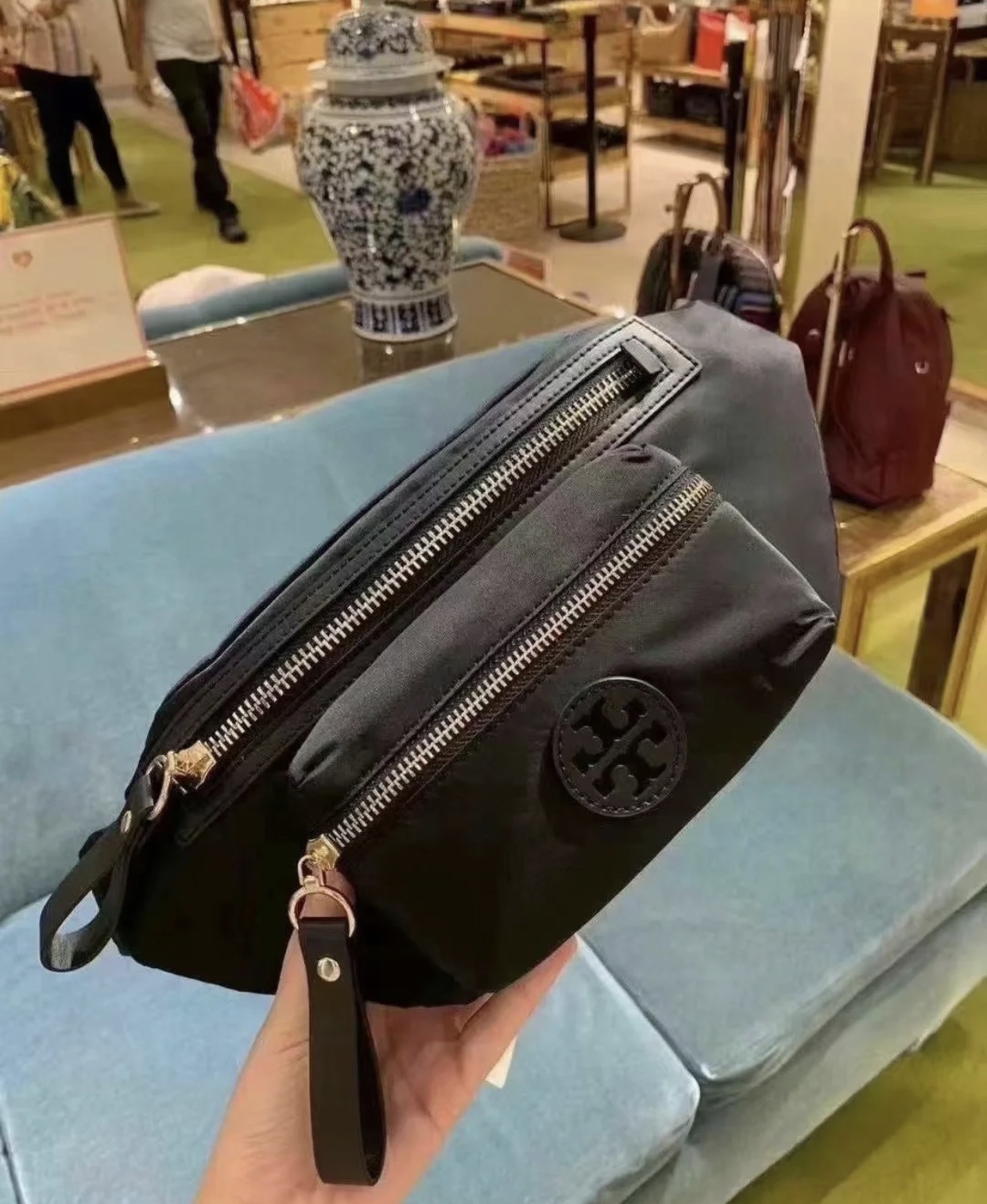 Convertible design wearable as a belt bag or crossbody chest pack - Comprehensive 7