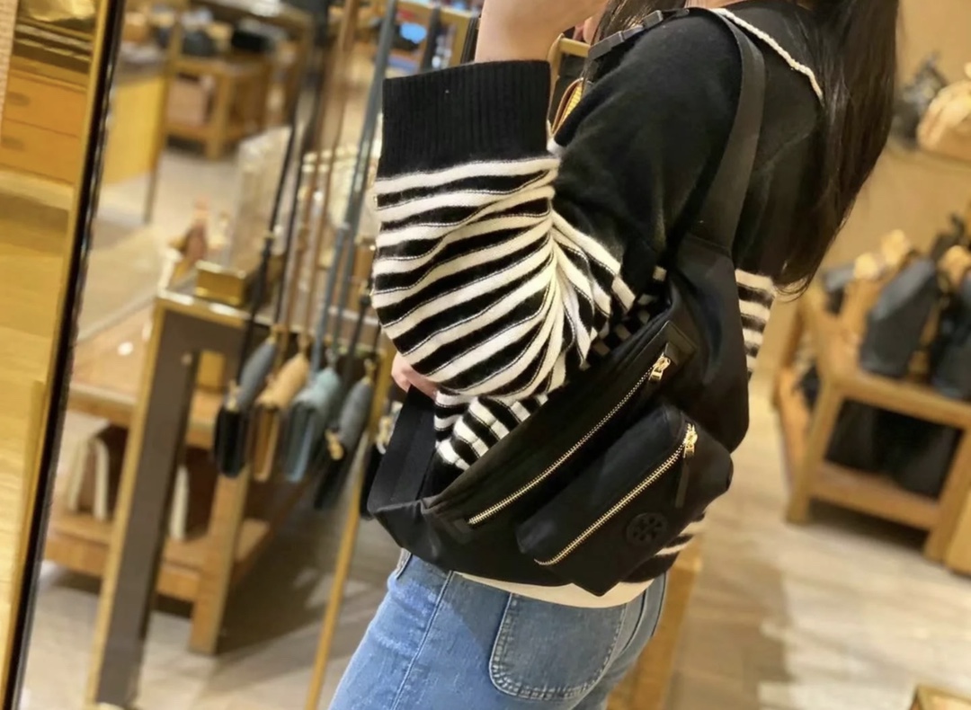 allows for styling as a shoulder bag, crossbody, or chest pack - Comprehensive 6