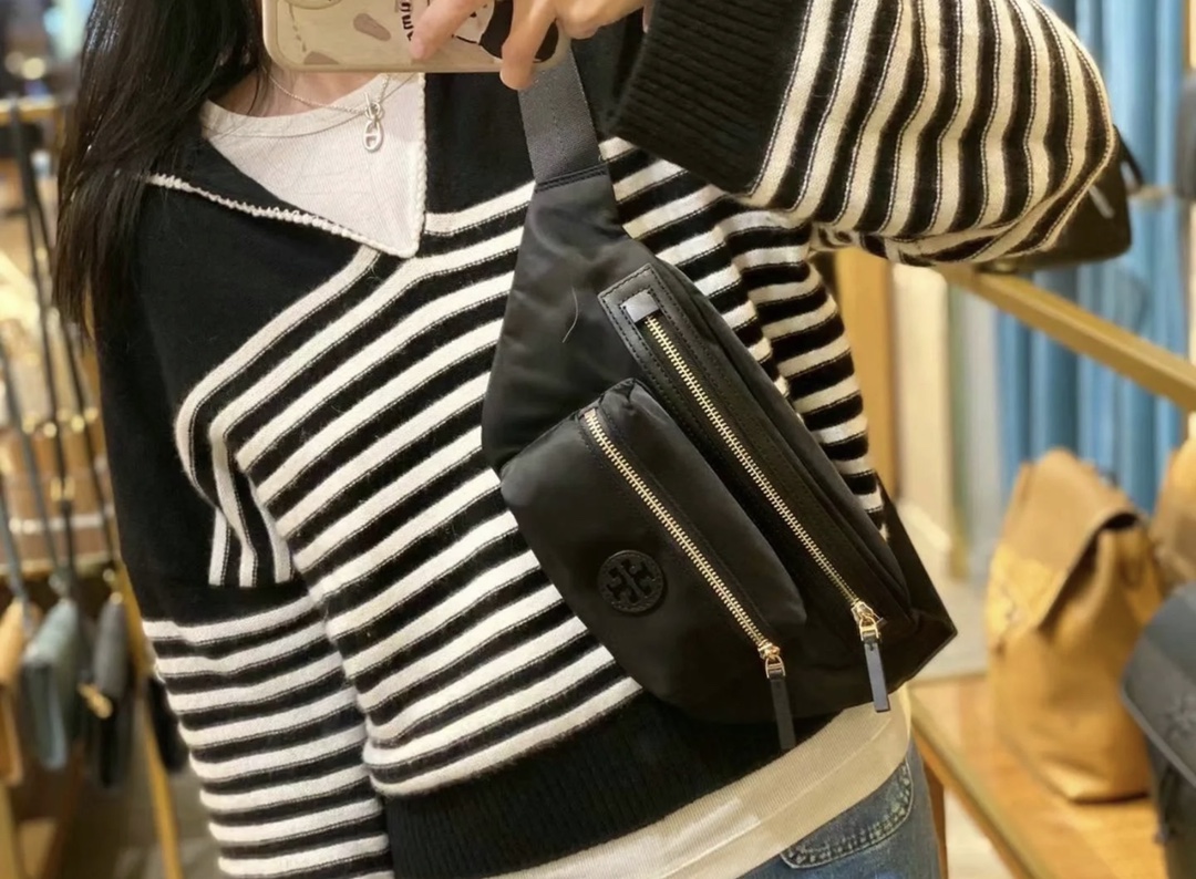 allows for styling as a shoulder bag, crossbody, or chest pack - Comprehensive 5