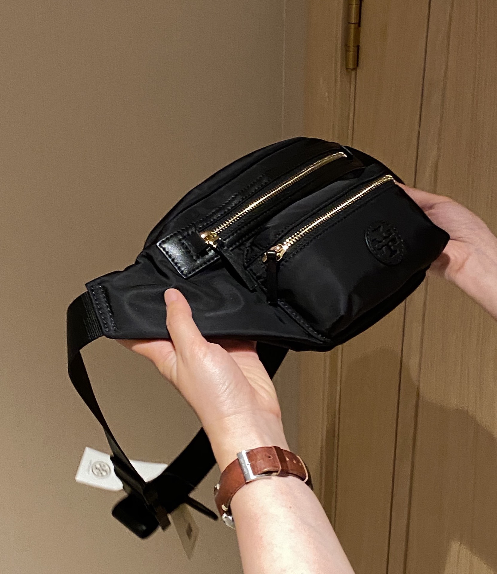 Crafted from custom-sourced nylon fabric, offering exceptional durabilit - Comprehensive 3