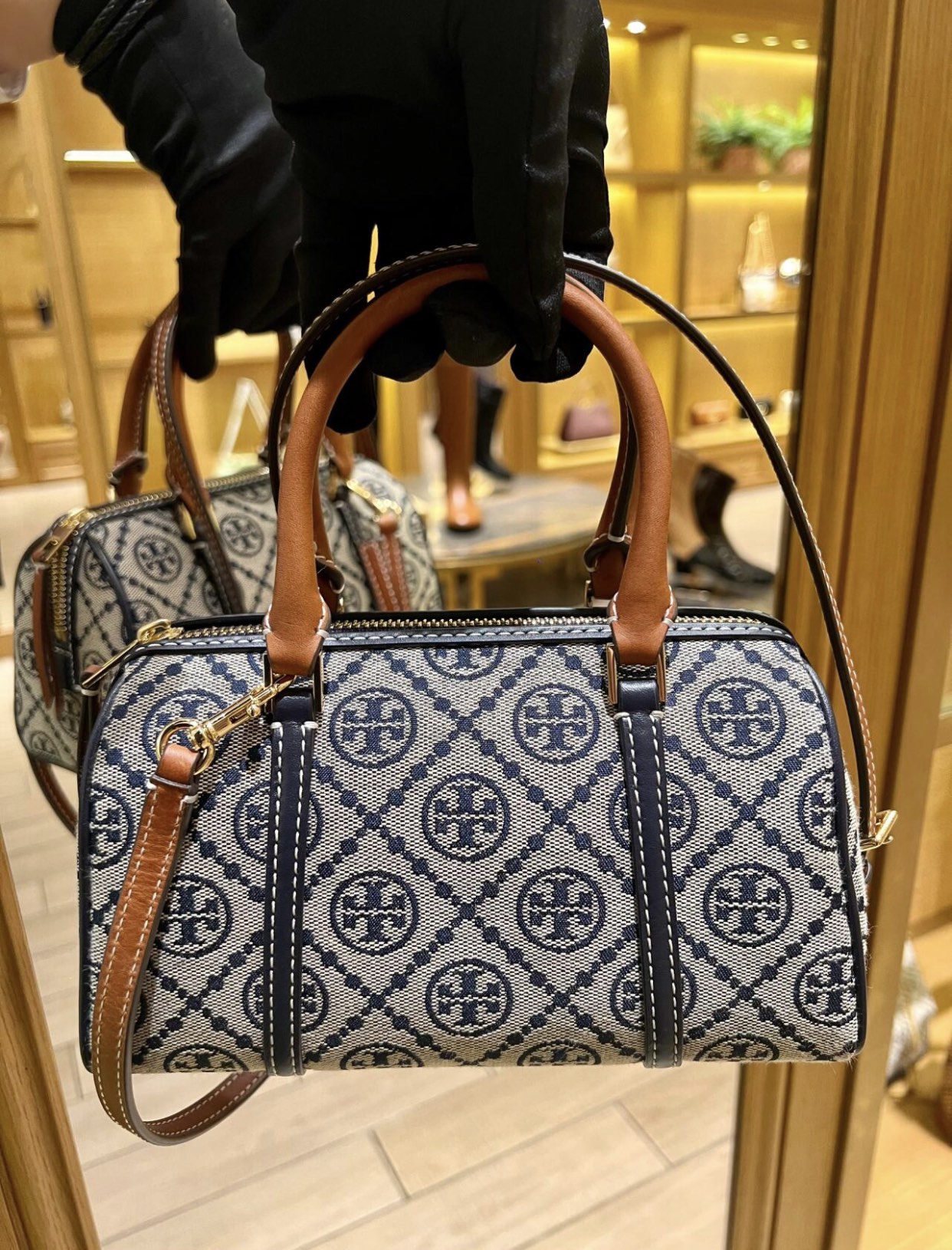Chloé Luxury Designer Handbag Shoulder Crossbody Bag crafted in premium 7