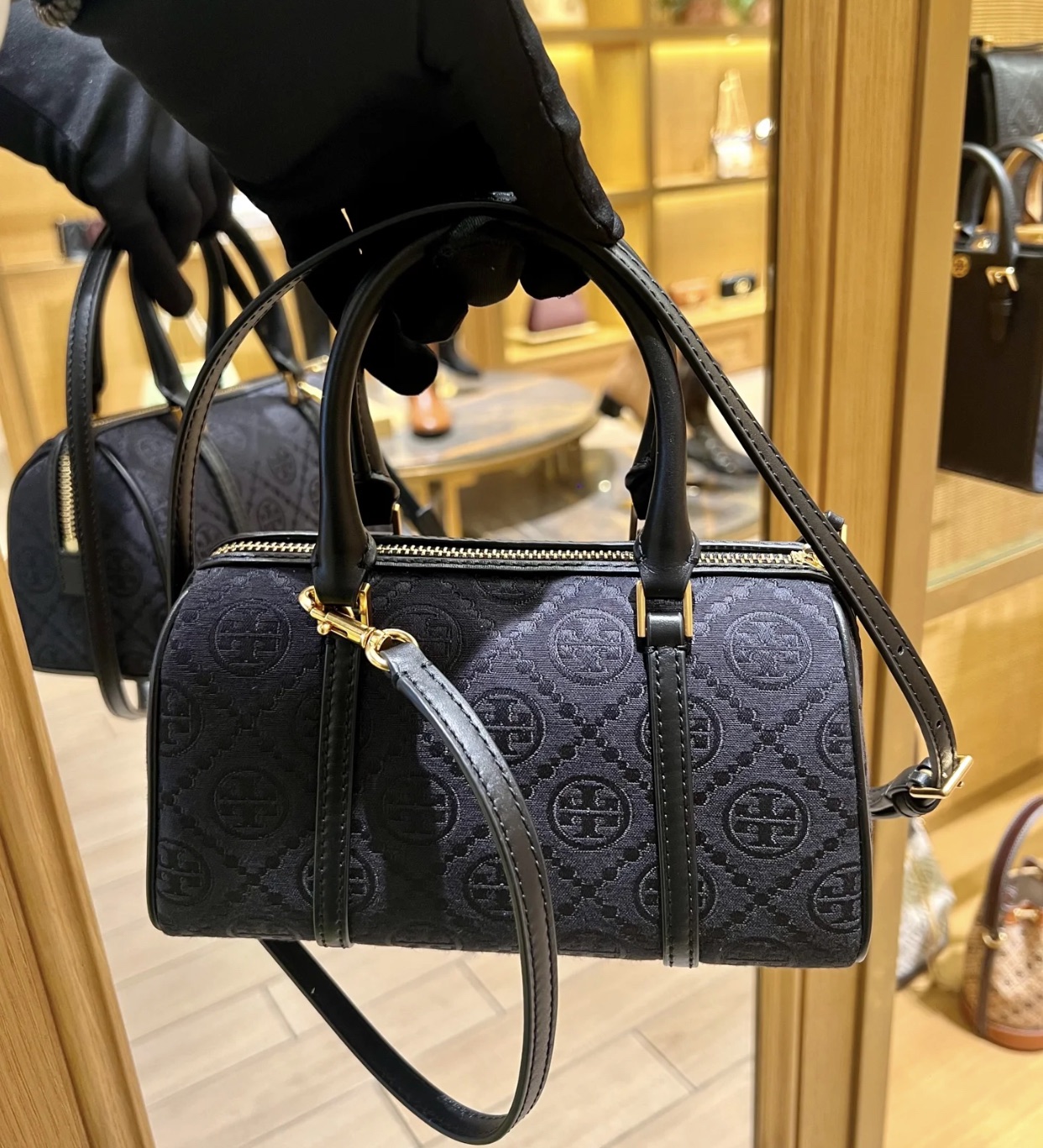 Chloé Luxury Designer Handbag Shoulder Crossbody Bag crafted in premium 6