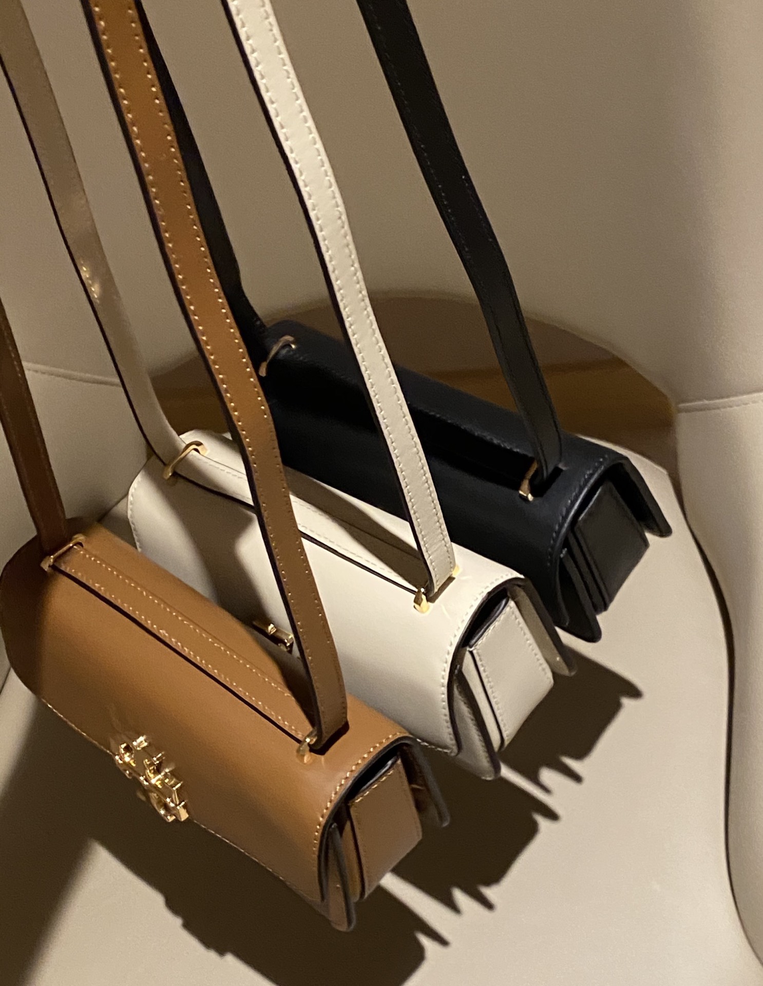 Dual-Carry Shoulder Bag - Comprehensive 5