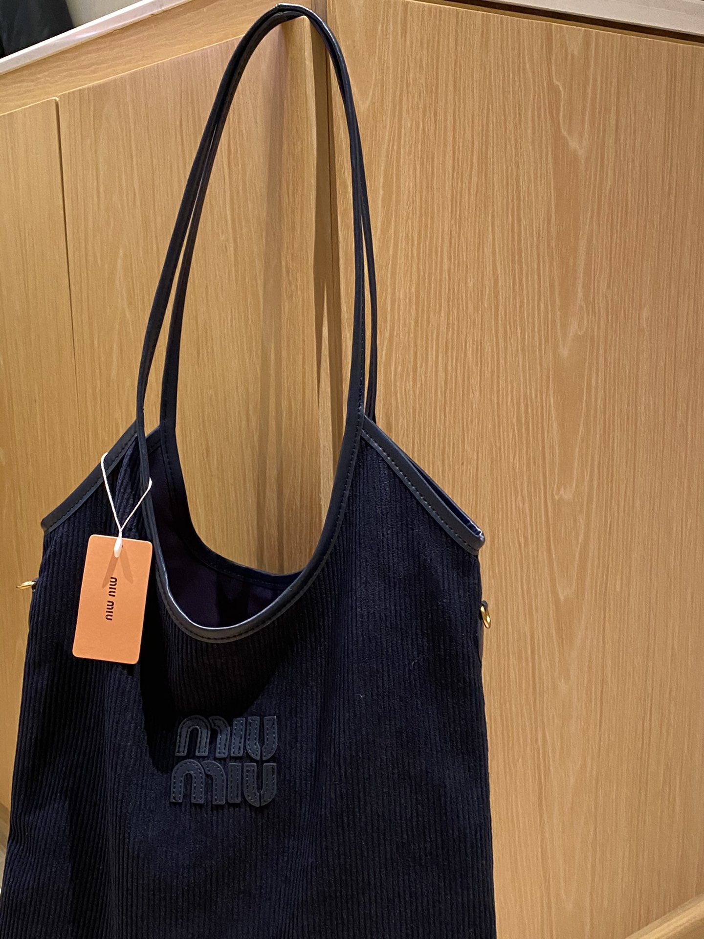 Miu Miu Fall/Winter Runway Crescent Tote Bag - Comprehensive 4