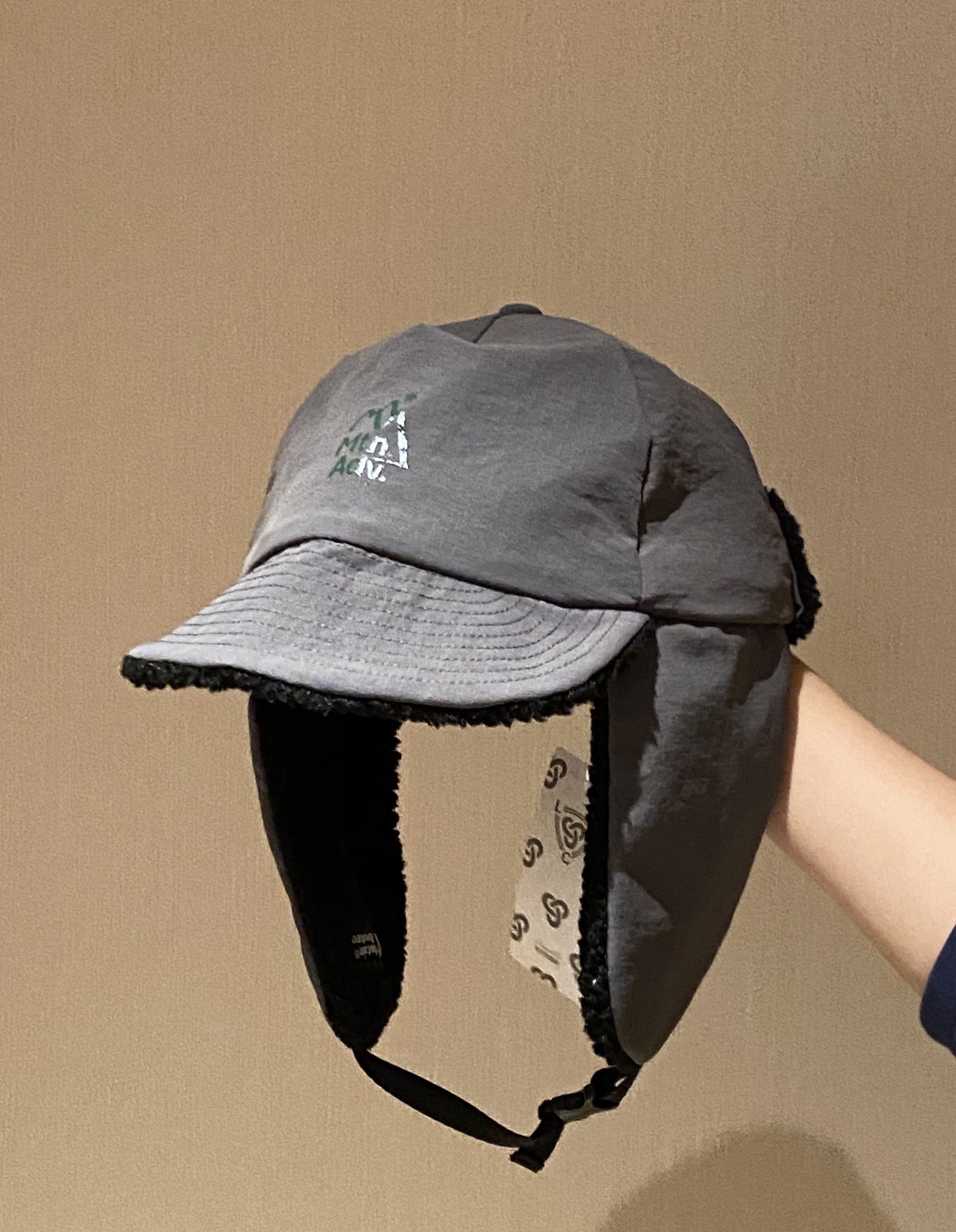 Rock gray/blackThe hat shape is also surprisingly good - Hat 5