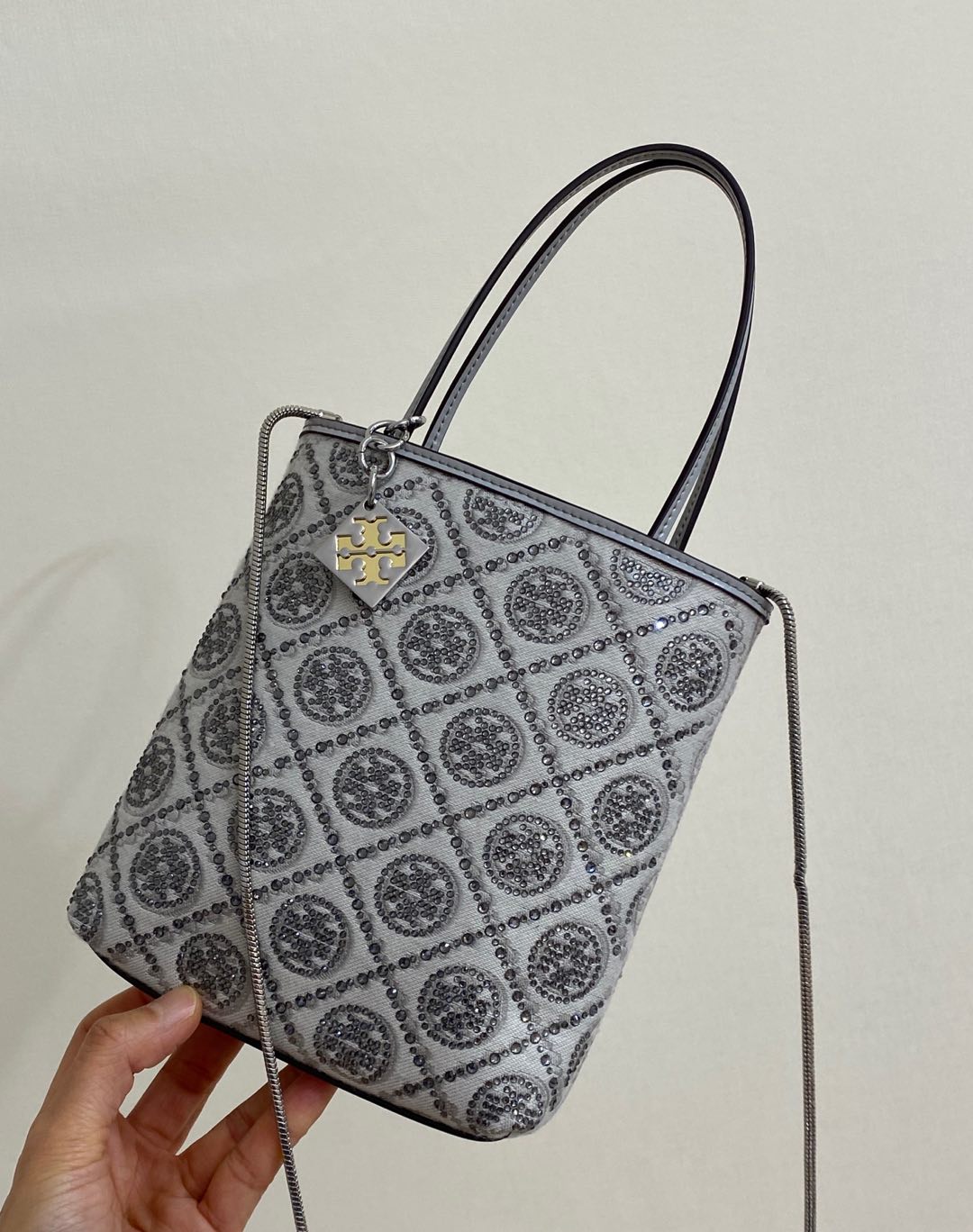 Style:** Crystal Tote Bag - Comprehensive 7