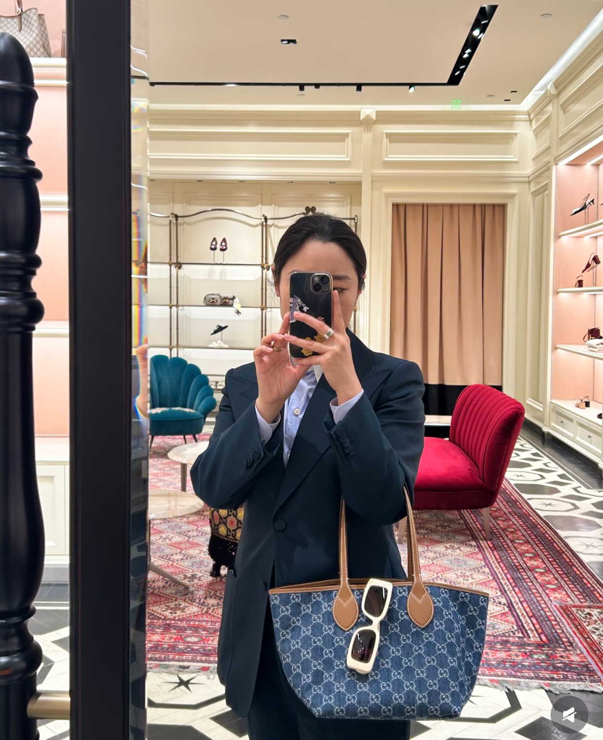 Gianvito Rossi Haute Couture Classic Luxury Handbag Shoulder Crossbody 3