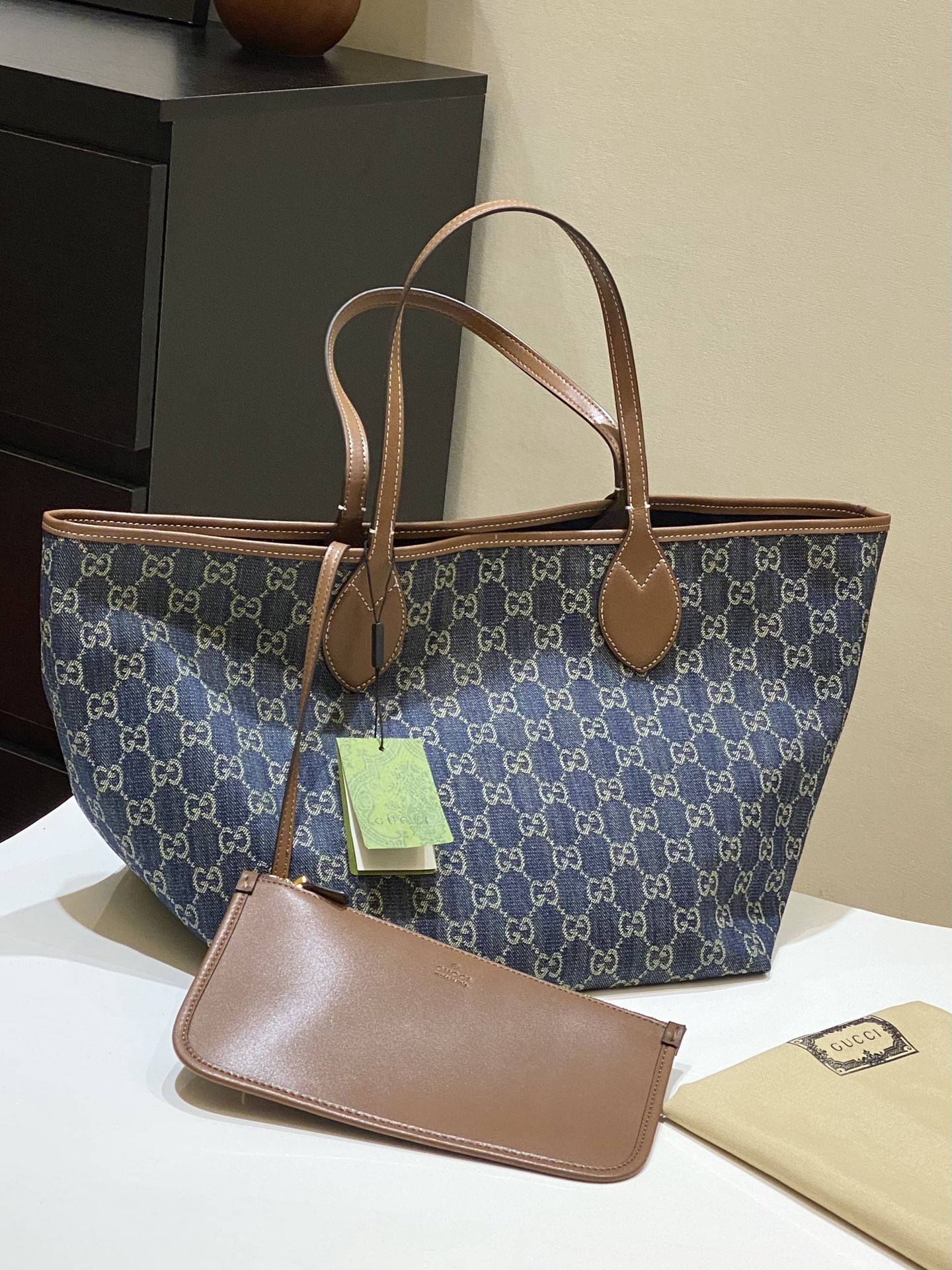Cartier Luxury Designer Handbag Shoulder Crossbody Bag crafted in 3