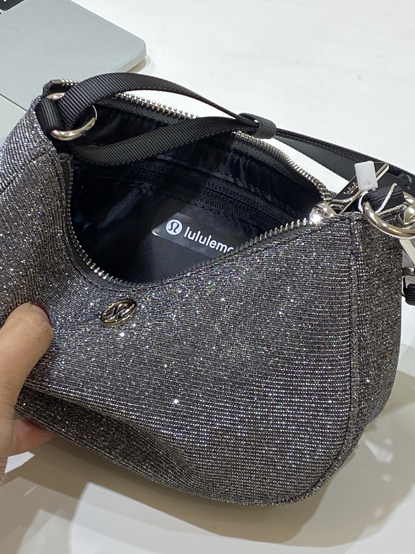 _dba9sfRm9y4DzpcKpTDDv0nHmF1iIbC3KZRLGjA