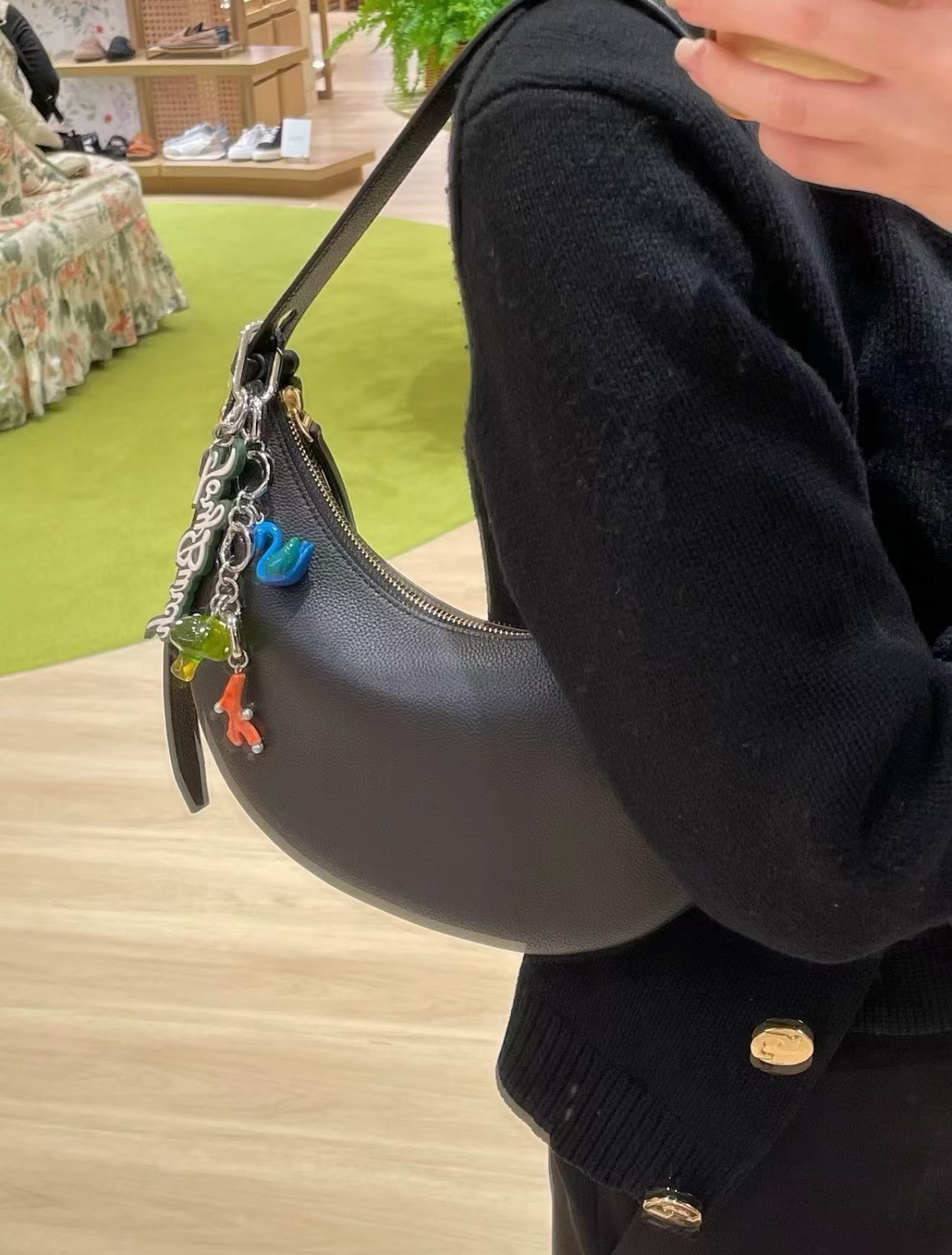 莫罗·伯拉尼克 Manolo Blahnik 高定典藏高级成衣风衣外套及大衣服装 #13C06187 5