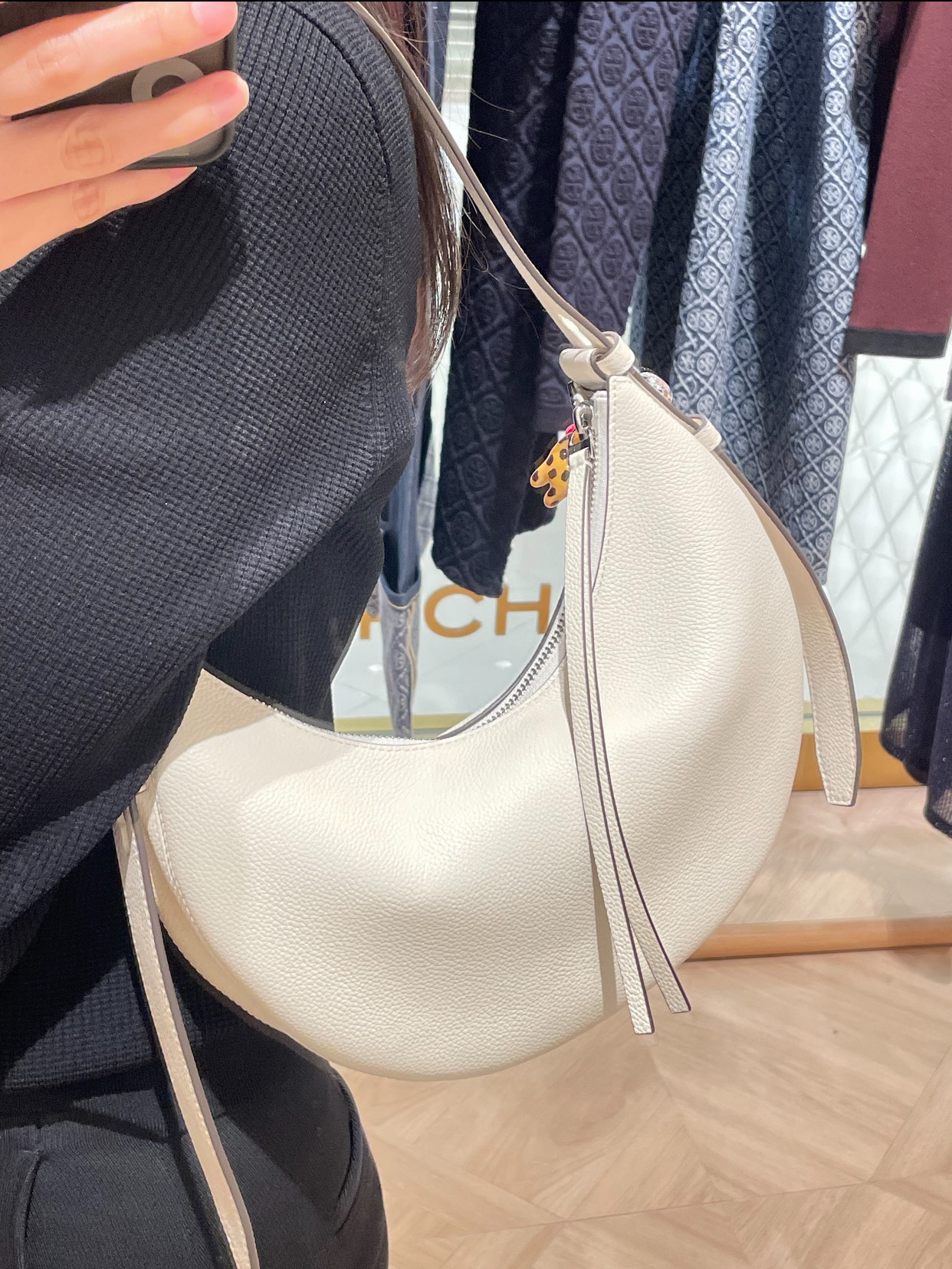 莫罗·伯拉尼克 Manolo Blahnik 高定典藏高级成衣风衣外套及大衣服装 #13C06187 4