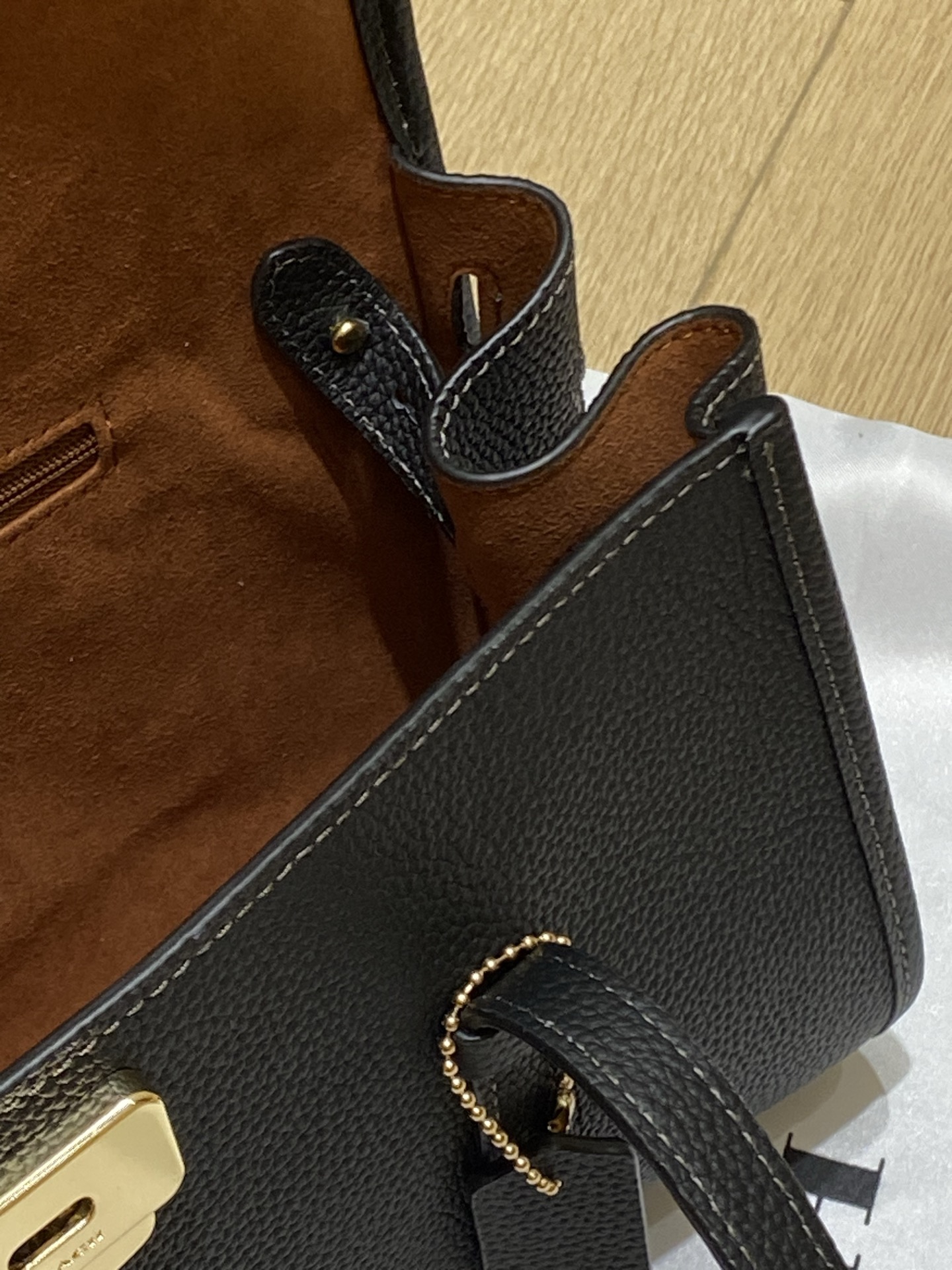 缪缪 Miu Miu 高定典藏名品高定成衣时装外套连衣裙衬衫T恤 #16A71782 3