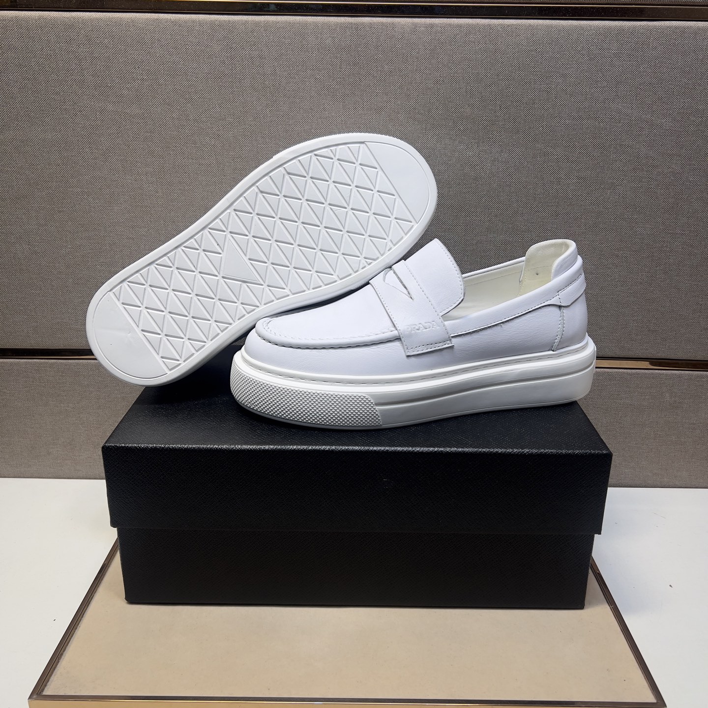 Prada Men's Leather Loafers - Comfortable, Breathable, and Durable Design 9 i1742575860419 6869 0 7